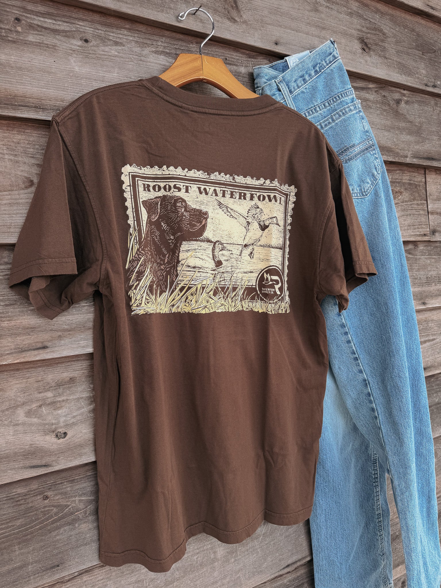 Roost Brown Lab Stamp T-Shirt