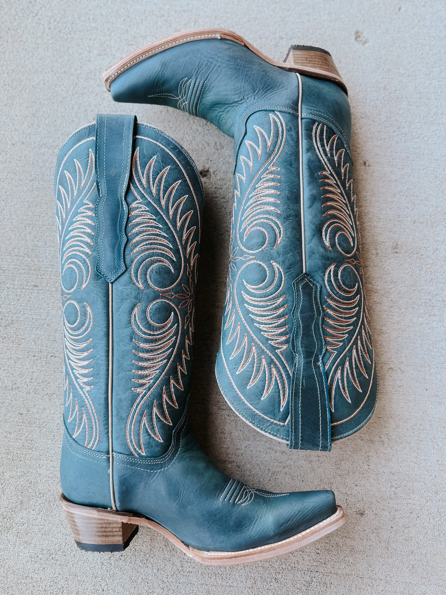 (取寄) コーラル ブーツ レディース  Corral Boots women L6120 Blue Women's Corral Faded Teal Blue Embroidery Boots – Boot Country