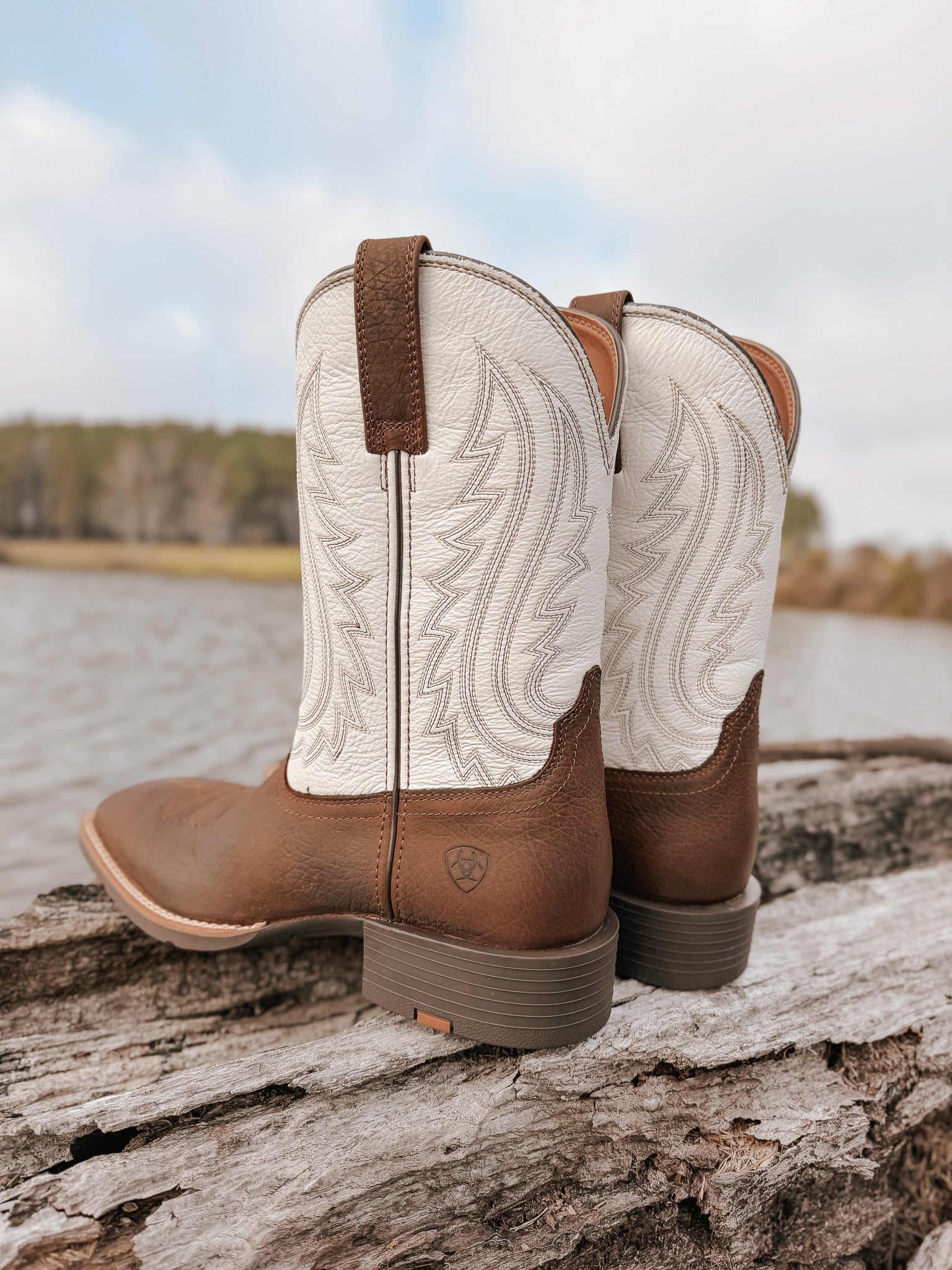 Ariat Men's Sport Big Country Wide Square Toe Cowboy Boot