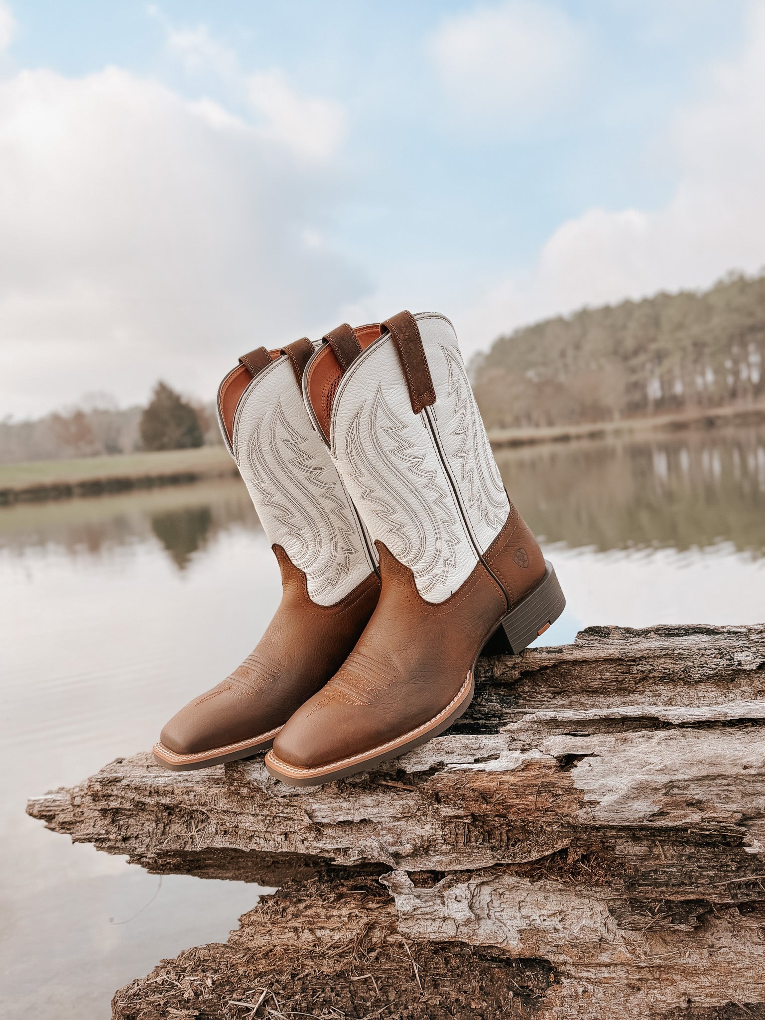 Ariat Men's Sport Big Country Wide Square Toe Cowboy Boot