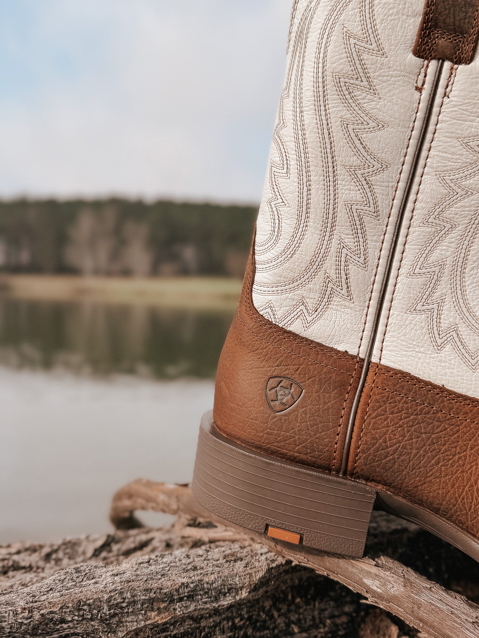 Ariat Men's Sport Big Country Wide Square Toe Cowboy Boot