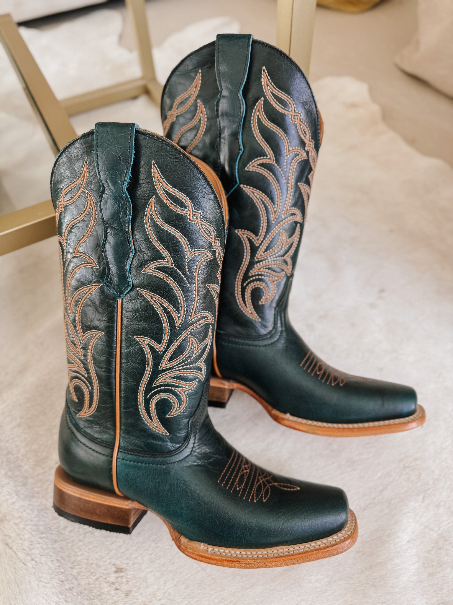 Women's Circle G Embroidery Boots
