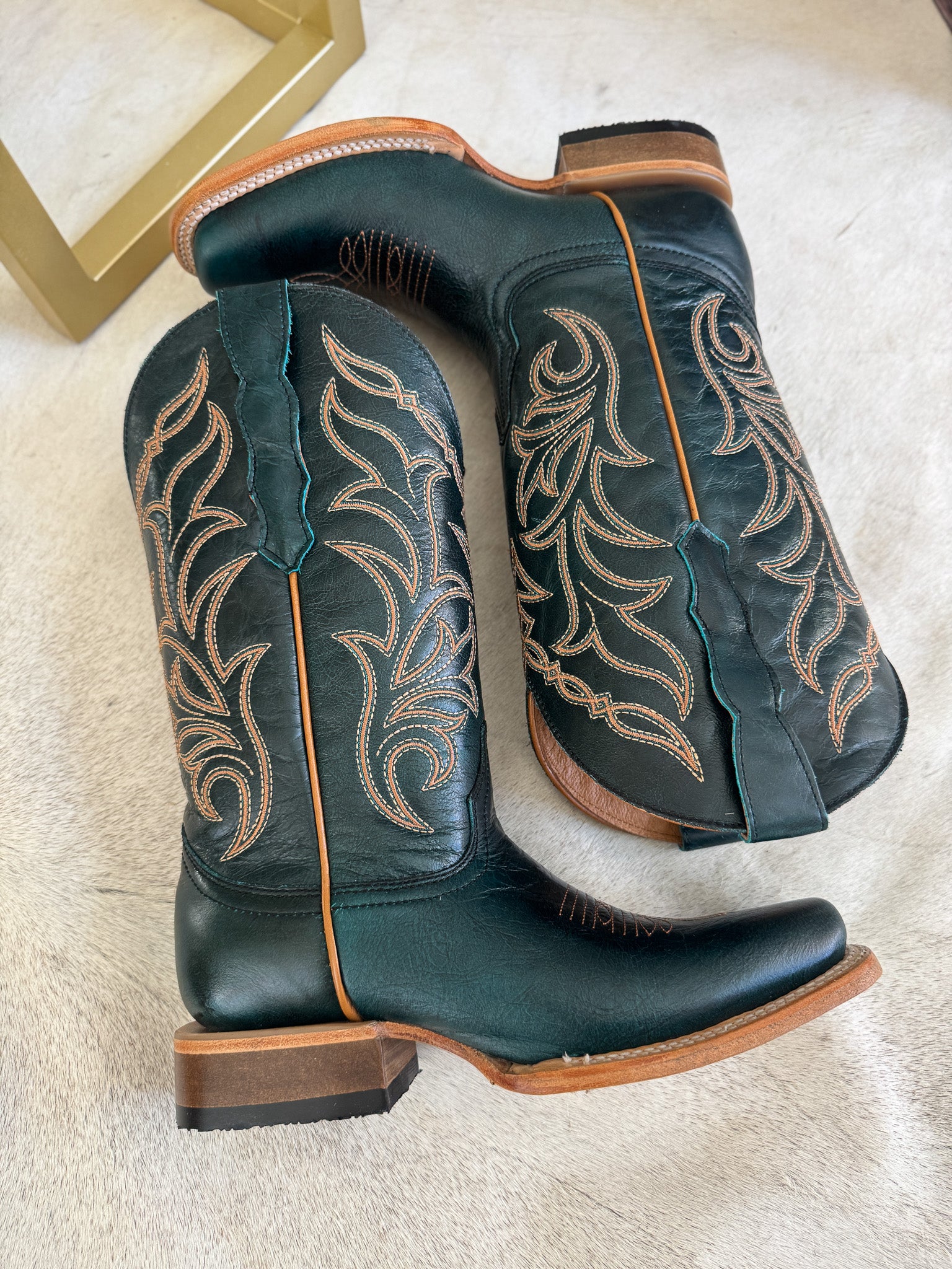 Women's Circle G Embroidery Boots