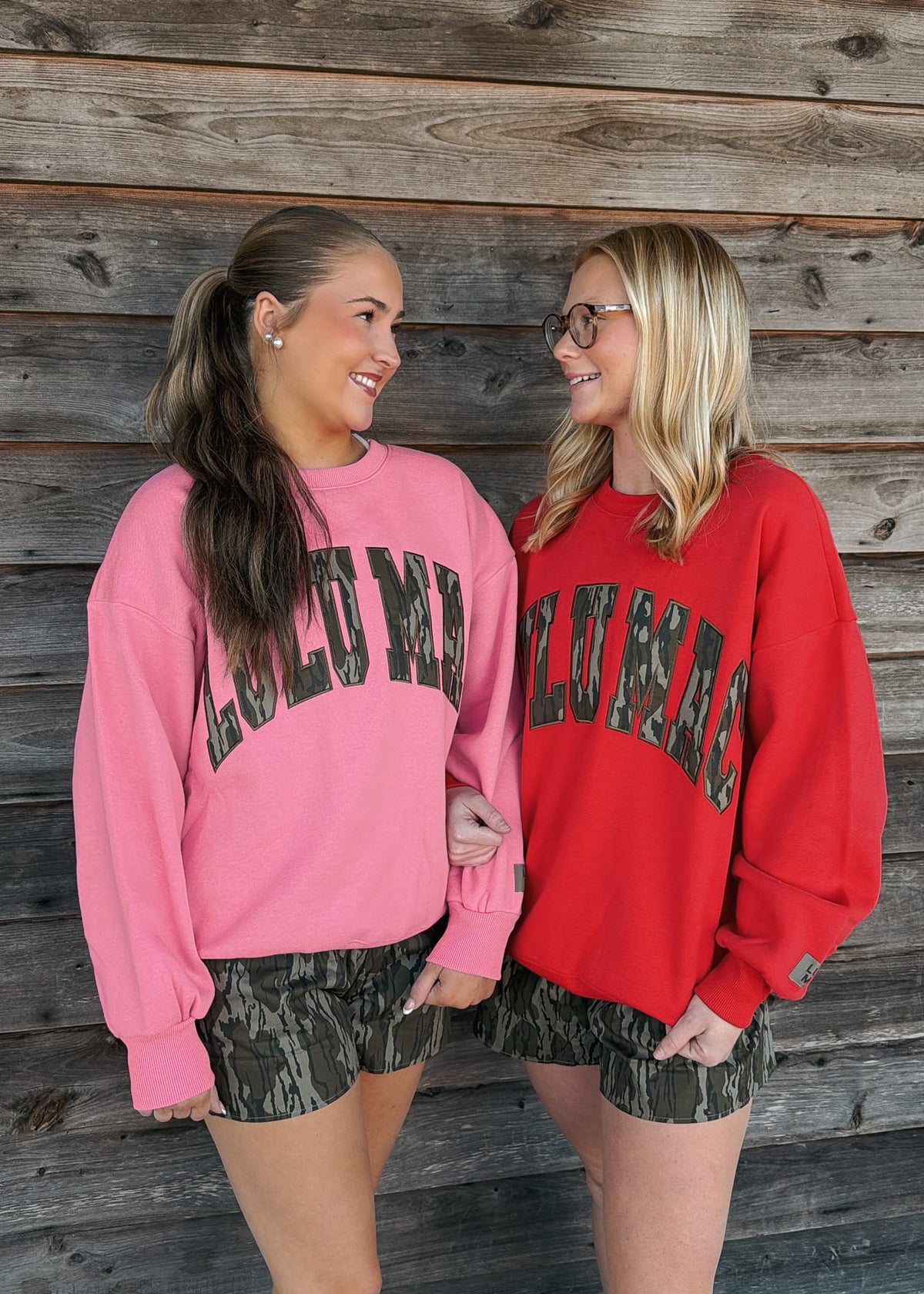 Lulu Mac | Mossy Oak Sweatshirt in Red