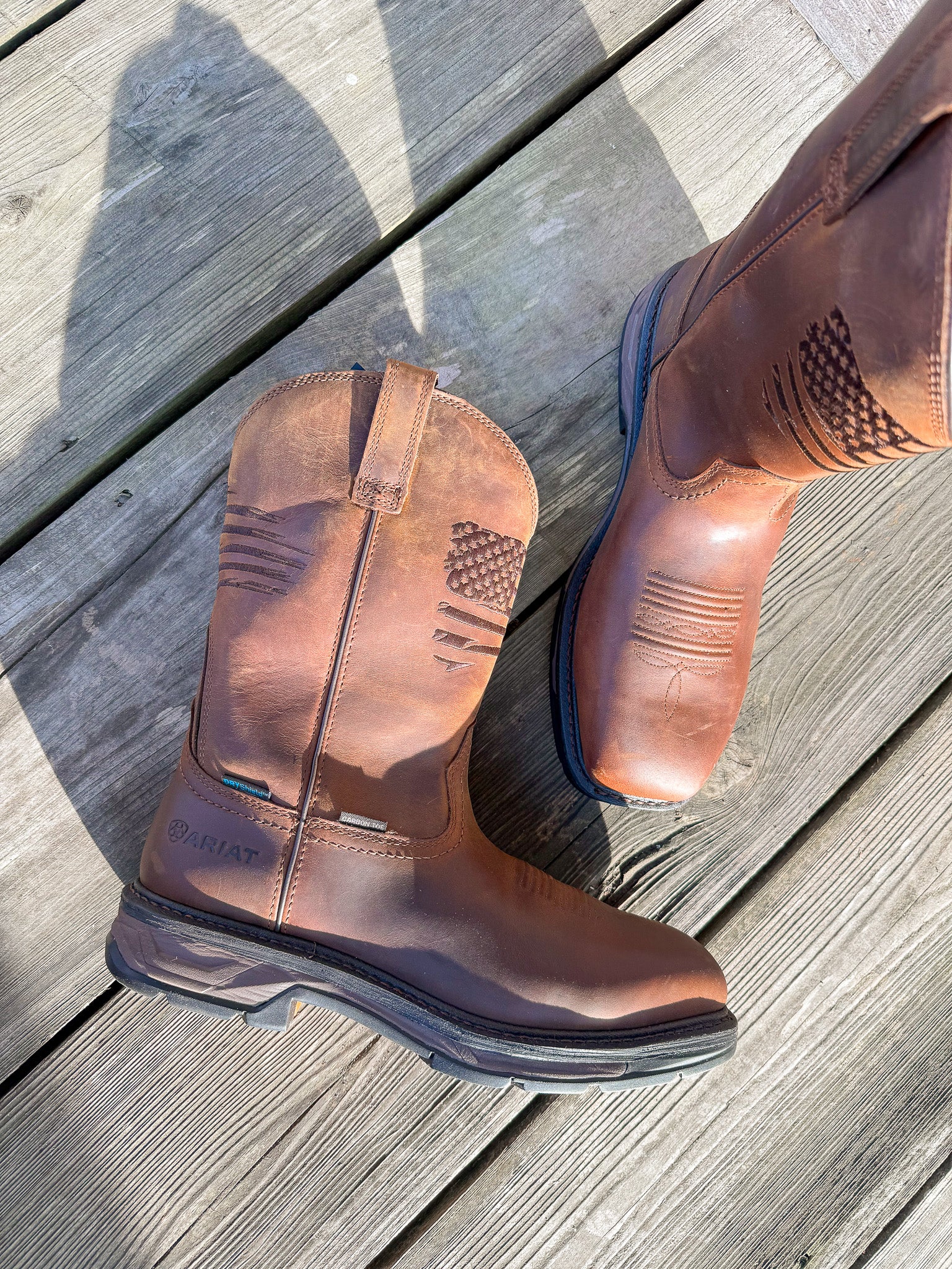 Bota de trabajo impermeable con punta de carbono Ariat WorkHog XT Patriot para hombre