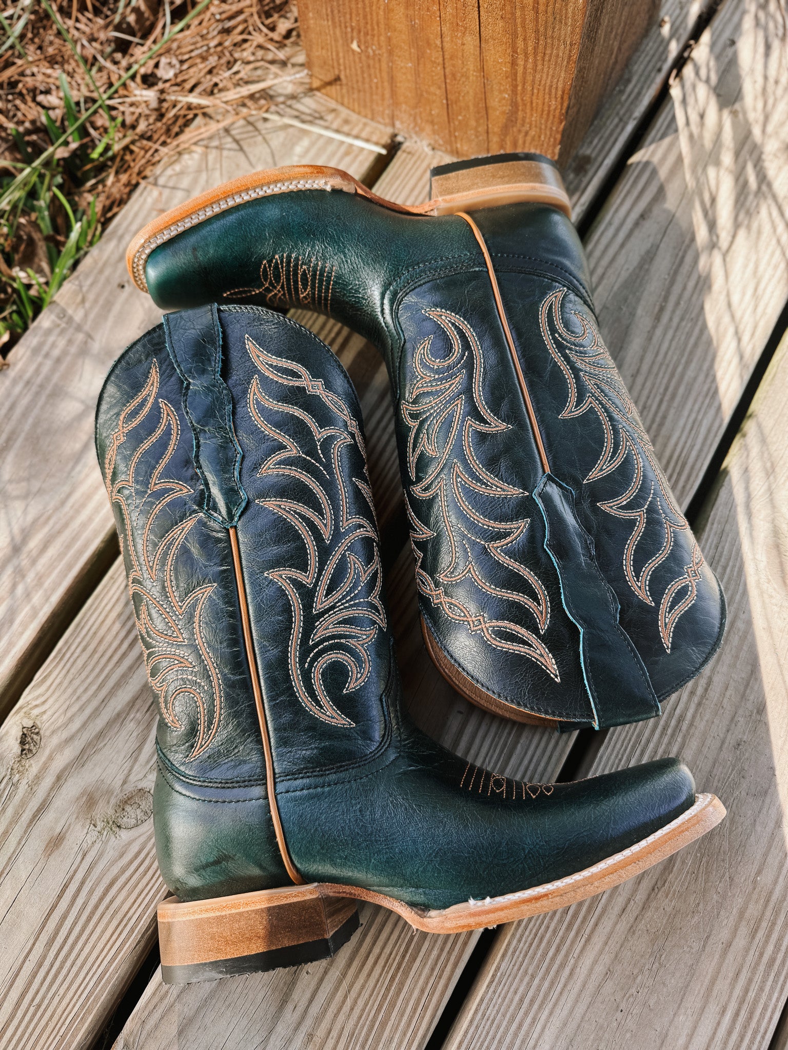 Women's Circle G Embroidery Boots