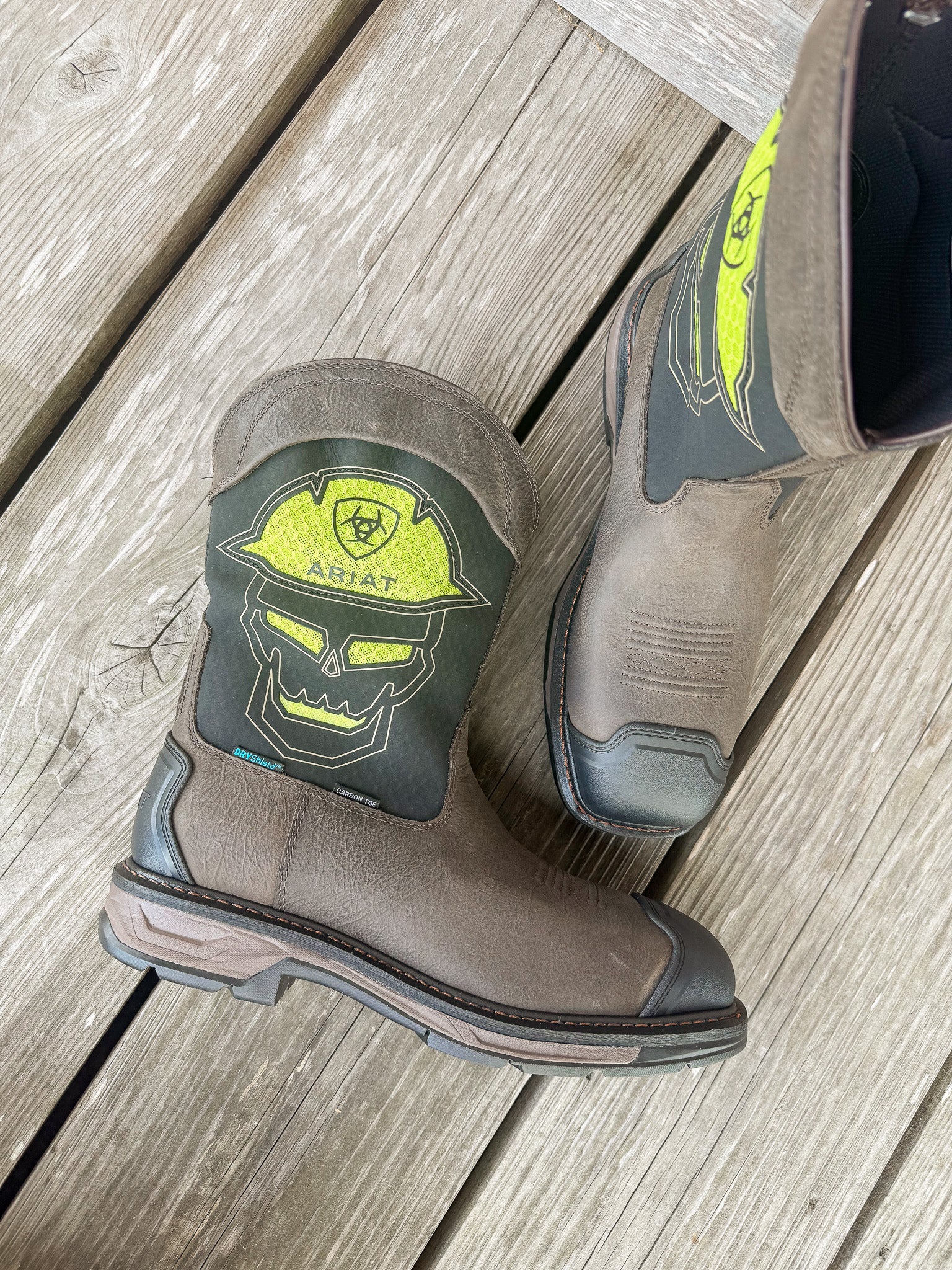 ハツハートココロ Men's Ariat WorkHog XT VentTEK Bold Waterproof Carbon Toe Work