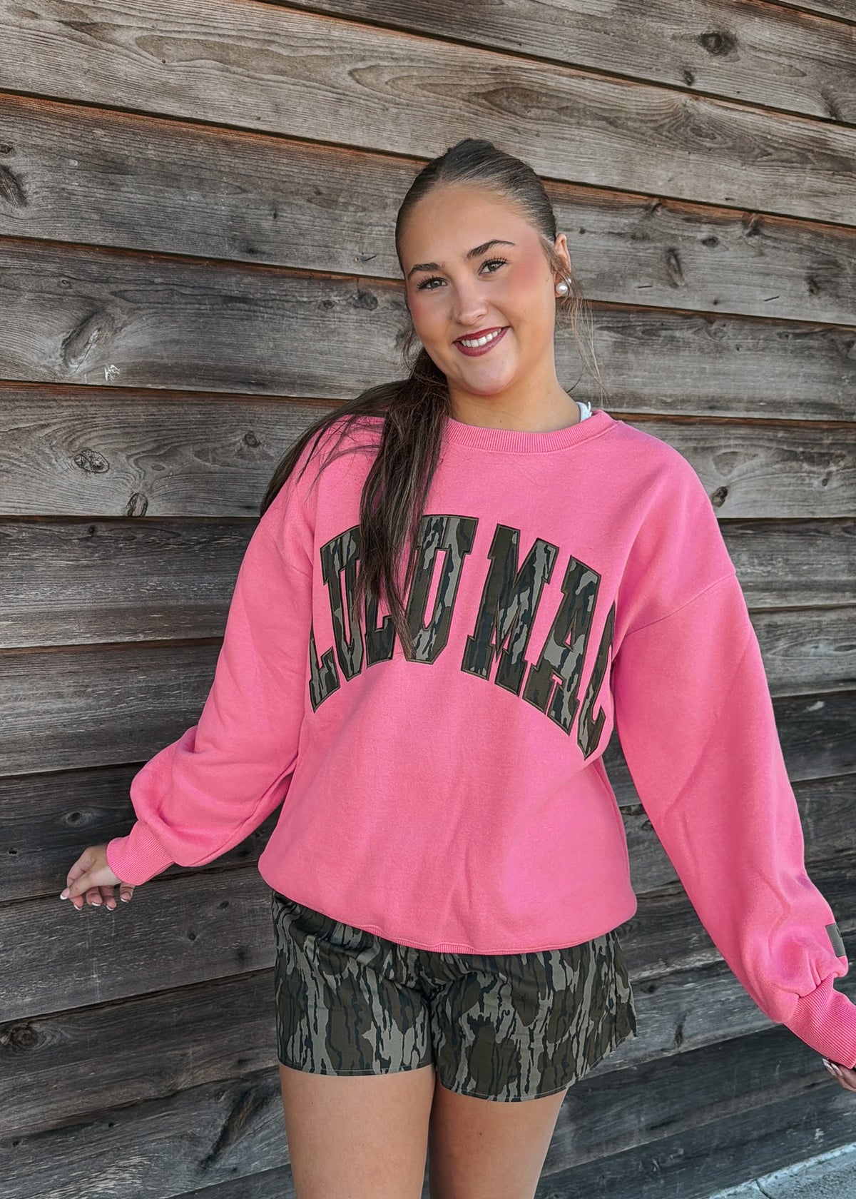 Lulu Mac | Mossy Oak Sweatshirt in Bubblegum Pink