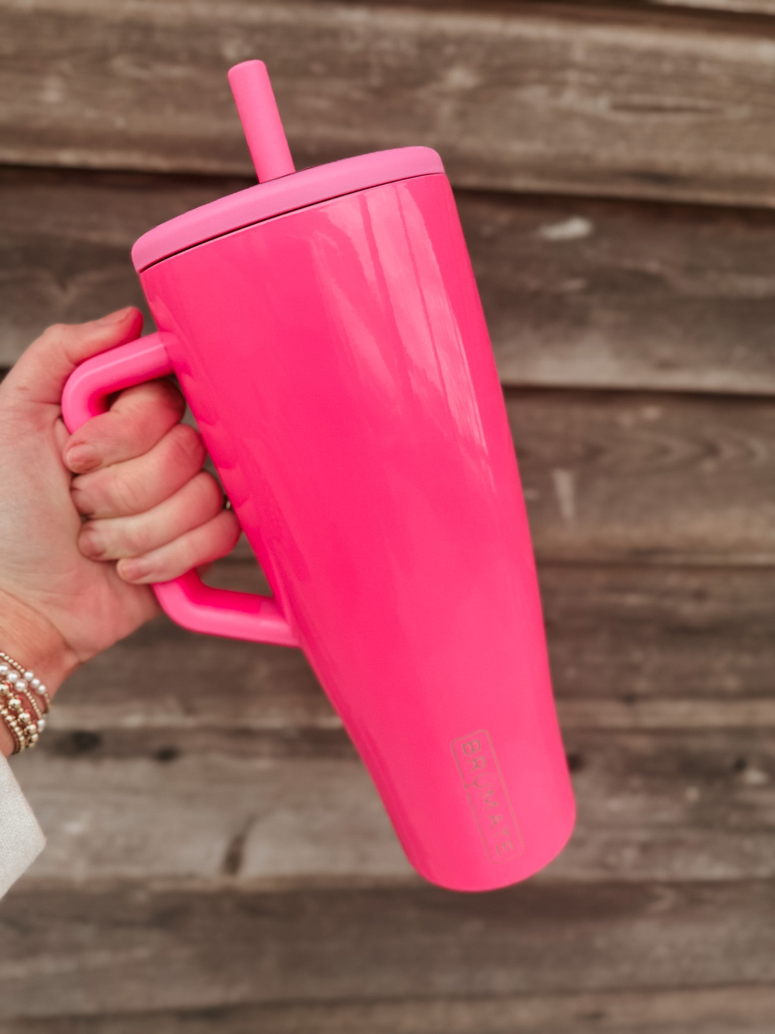 Brumate Era 40 Oz Neon Pink