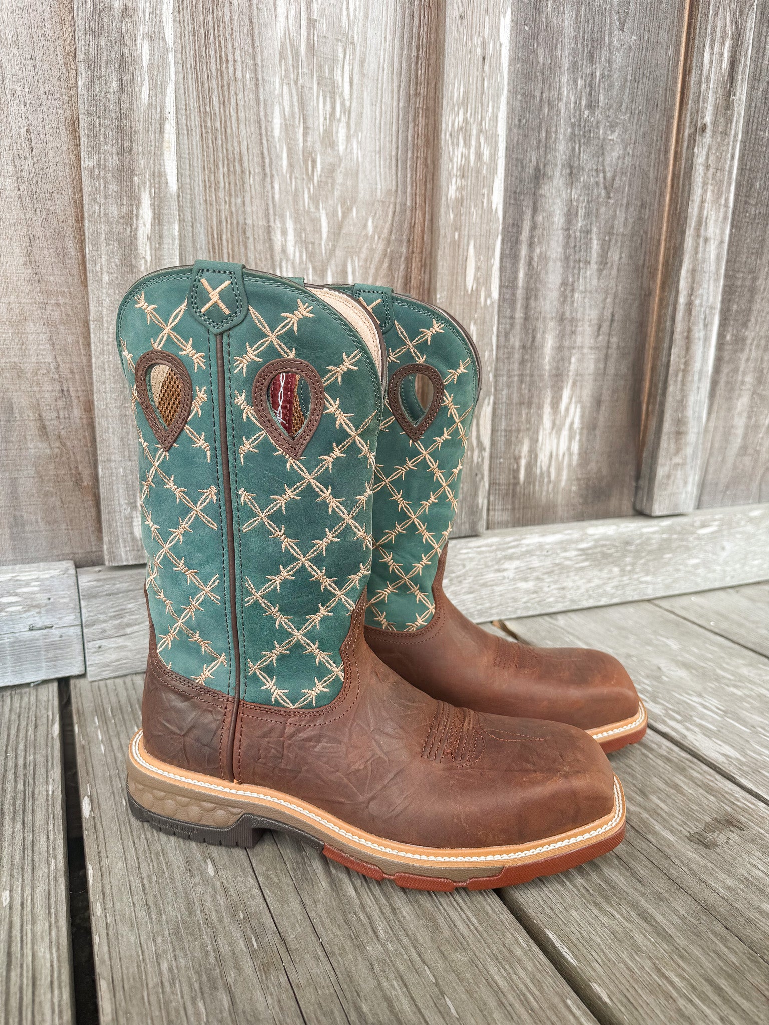 BOTA CON PUNTA DE SEGURIDAD TWISTED X WESTERN NANO COMPOSITE EN ALAMBRE DE PúaS MARRÓN