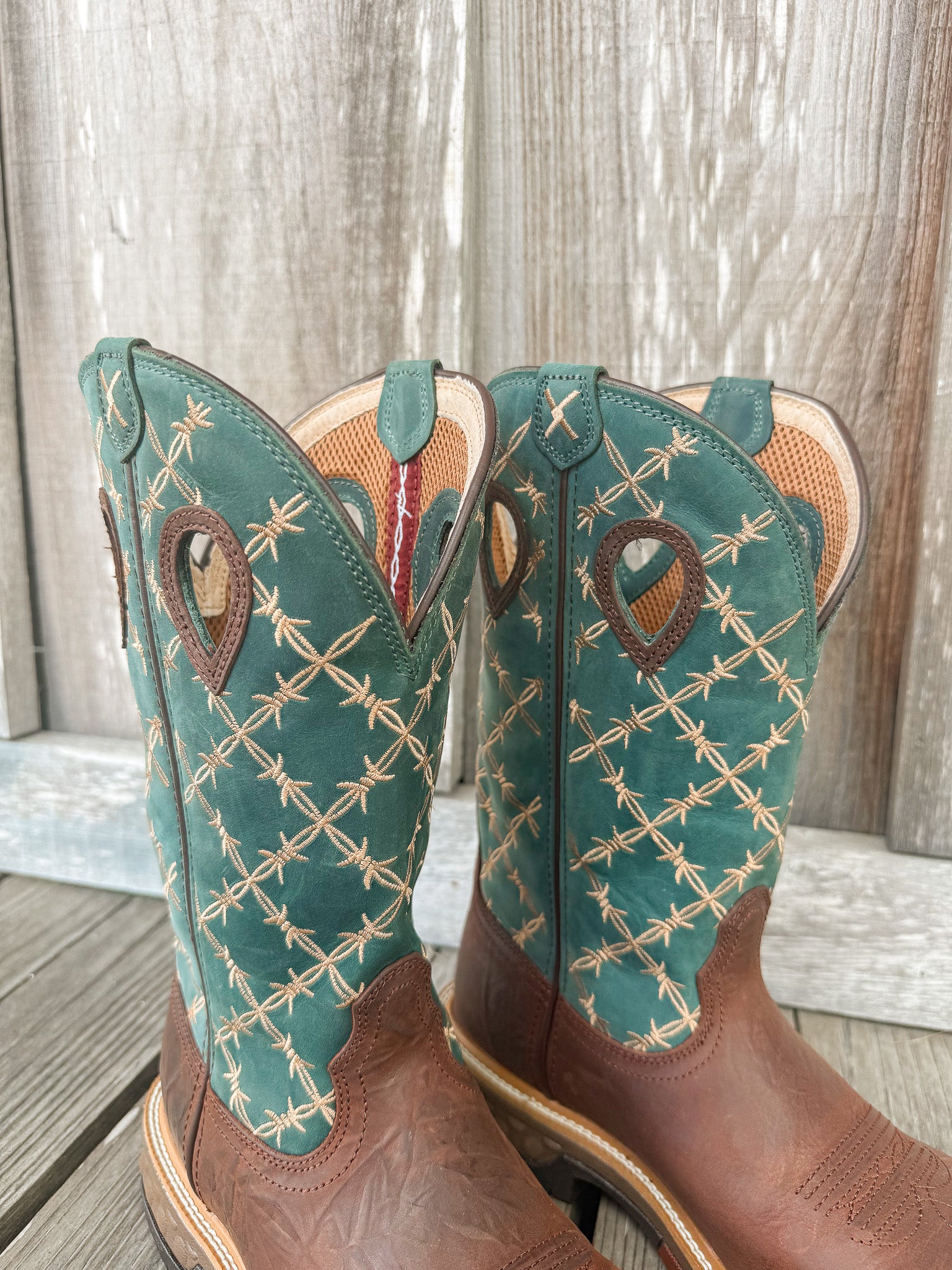 BOTA CON PUNTA DE SEGURIDAD TWISTED X WESTERN NANO COMPOSITE EN ALAMBRE DE PúaS MARRÓN