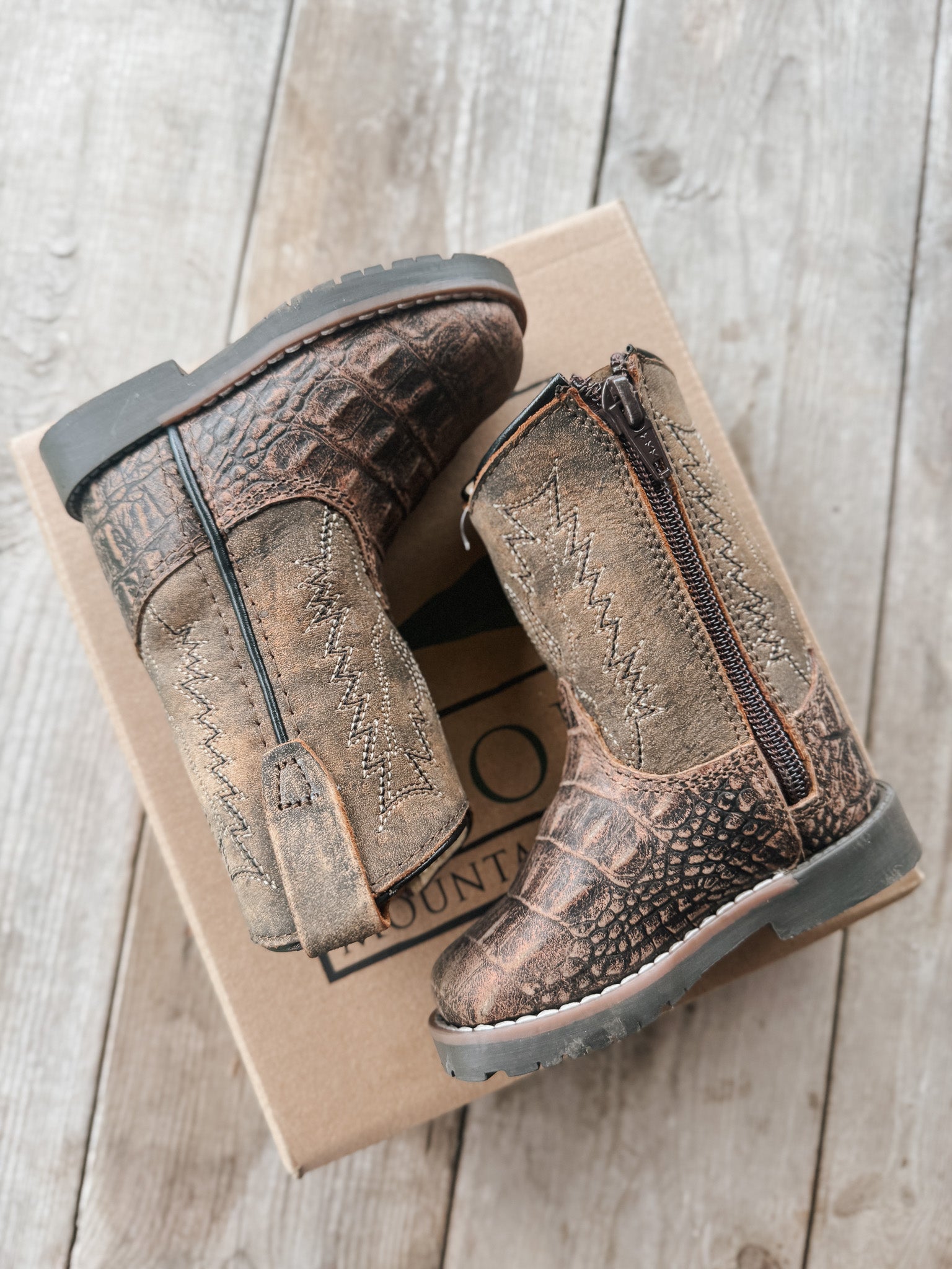 Little Kid's Smoky Mountain Brown Gator Boot