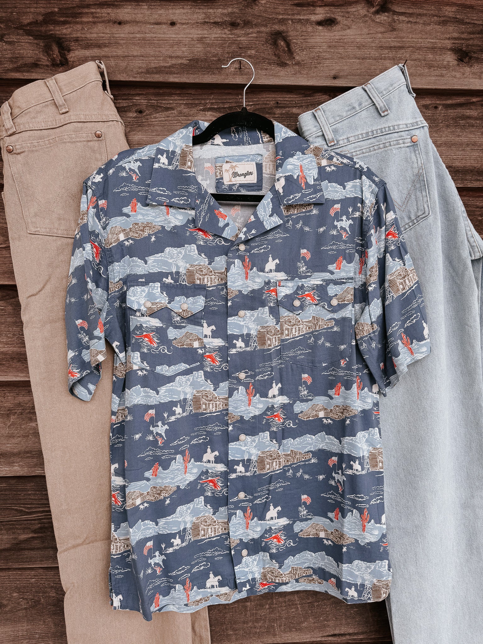Wrangler Men's Out West Pearl Snap Shirt