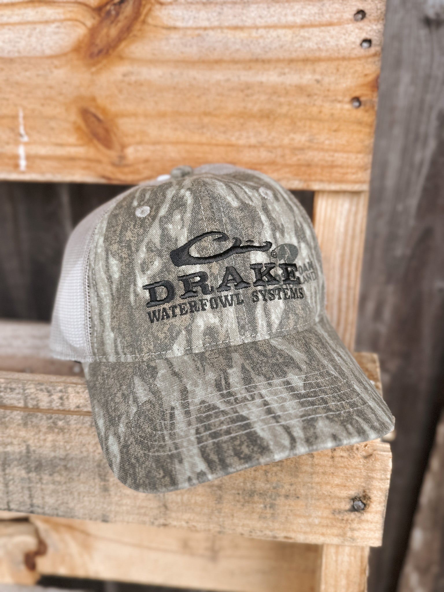 Gorra de camuflaje con malla trasera Drake en Mossy Oak Bottomland