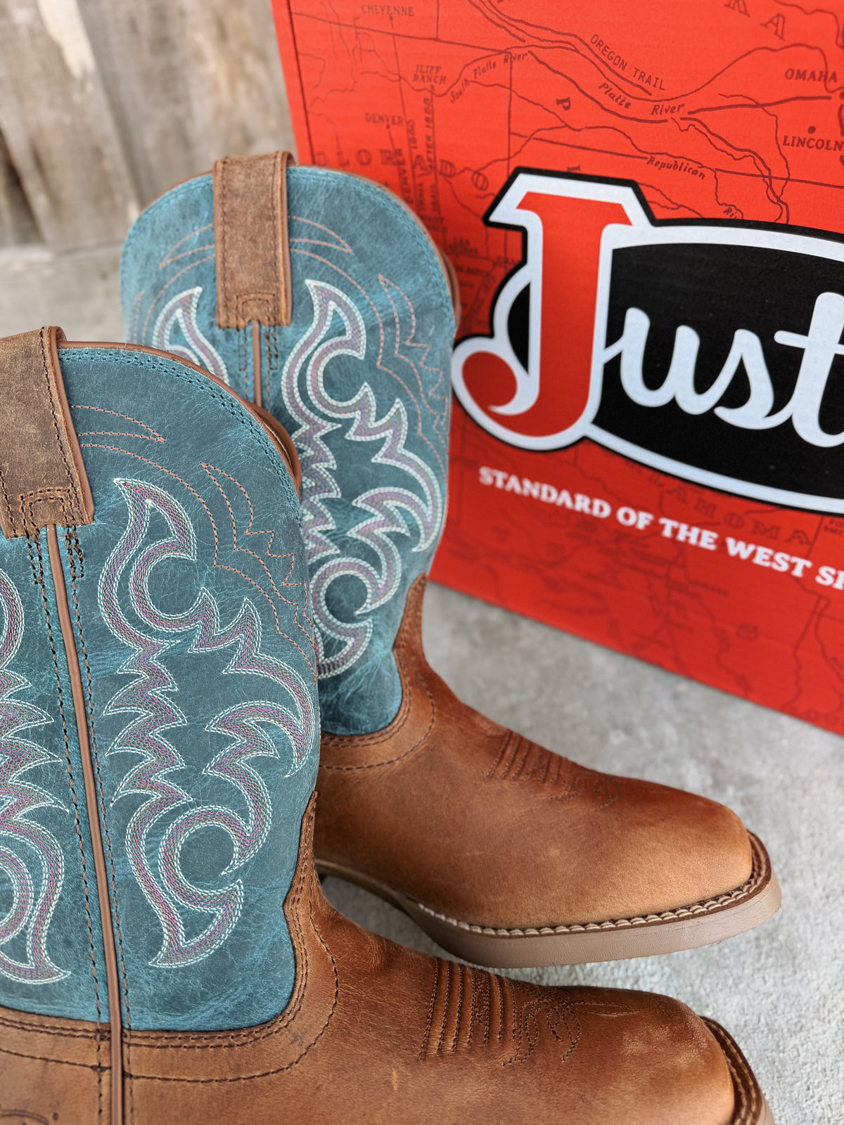Justin Women's Della 11" Water Buffalo Boots