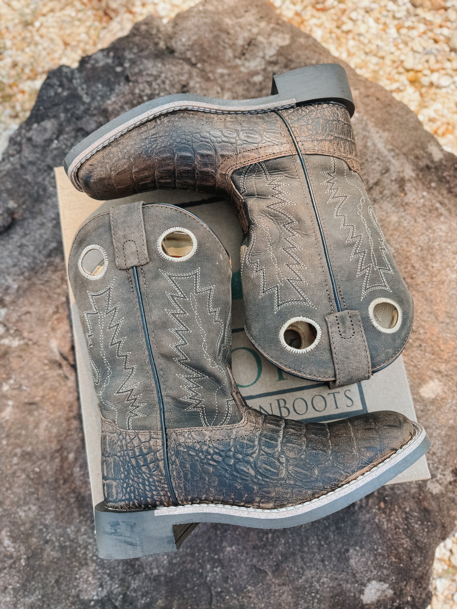 Little Kid's Smoky Mountain Brown Gator Boot