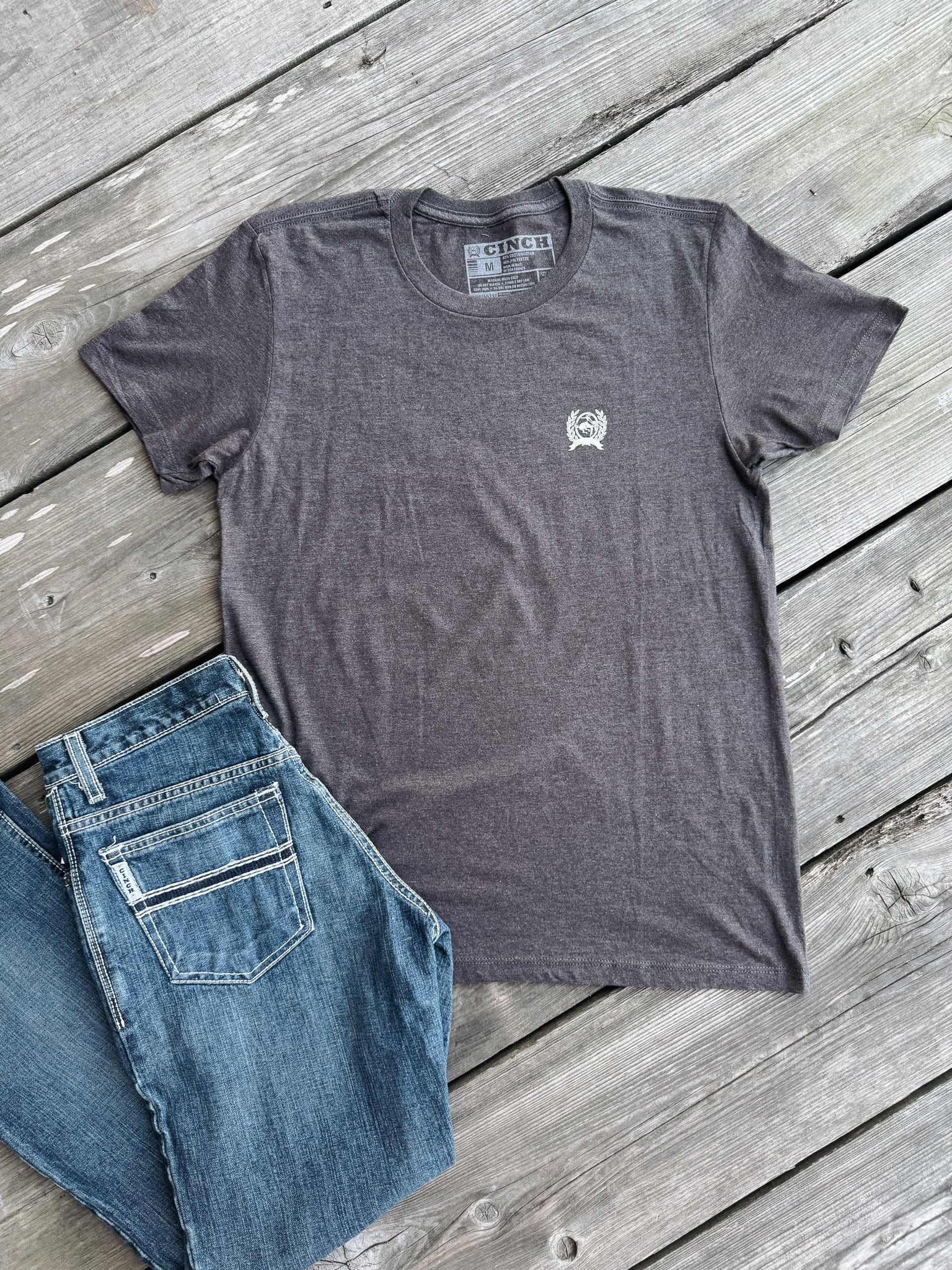 Cinch Back Logo T-Shirt in Charcoal