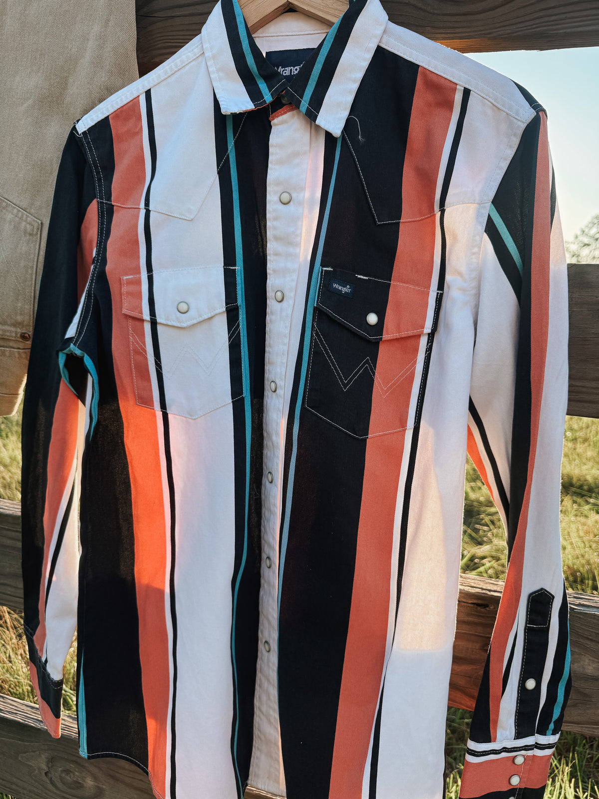 Wrangler | Vintage Inspired Brushpopper Pearl Snapper in Black Multi