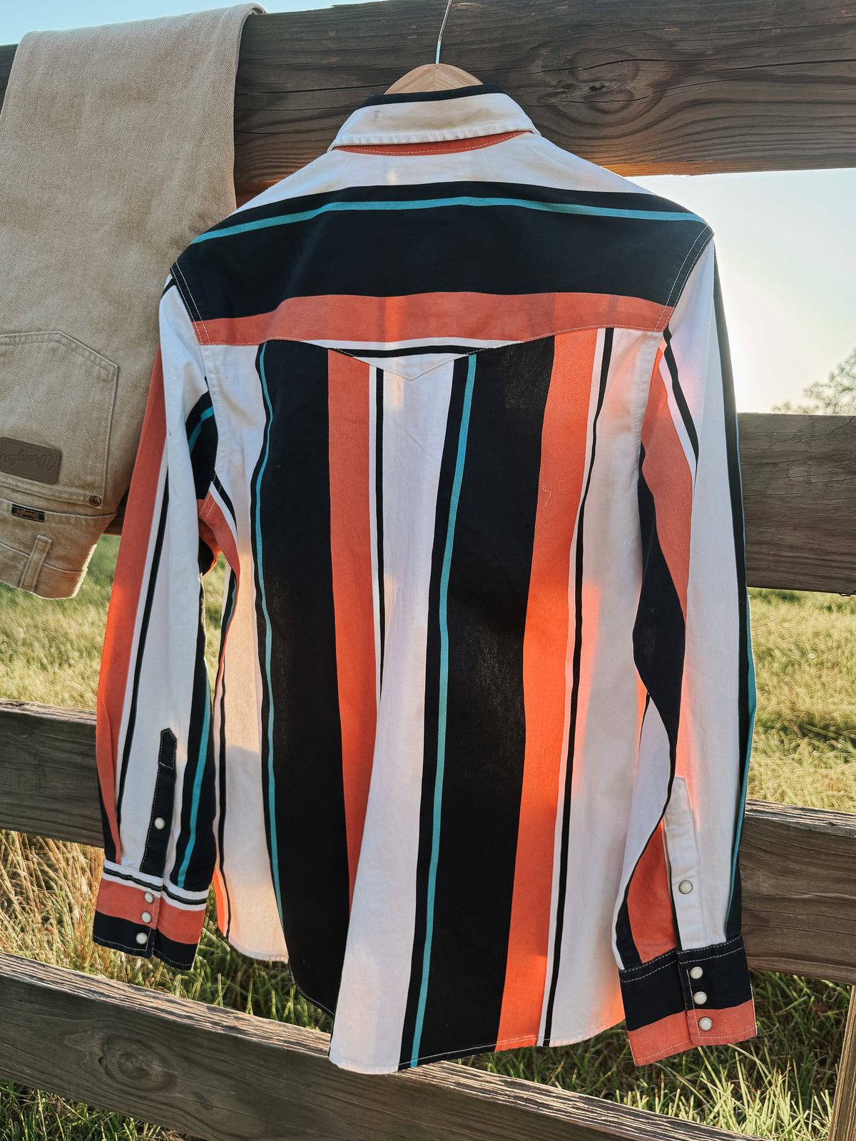 Wrangler | Vintage Inspired Brushpopper Pearl Snapper in Black Multi