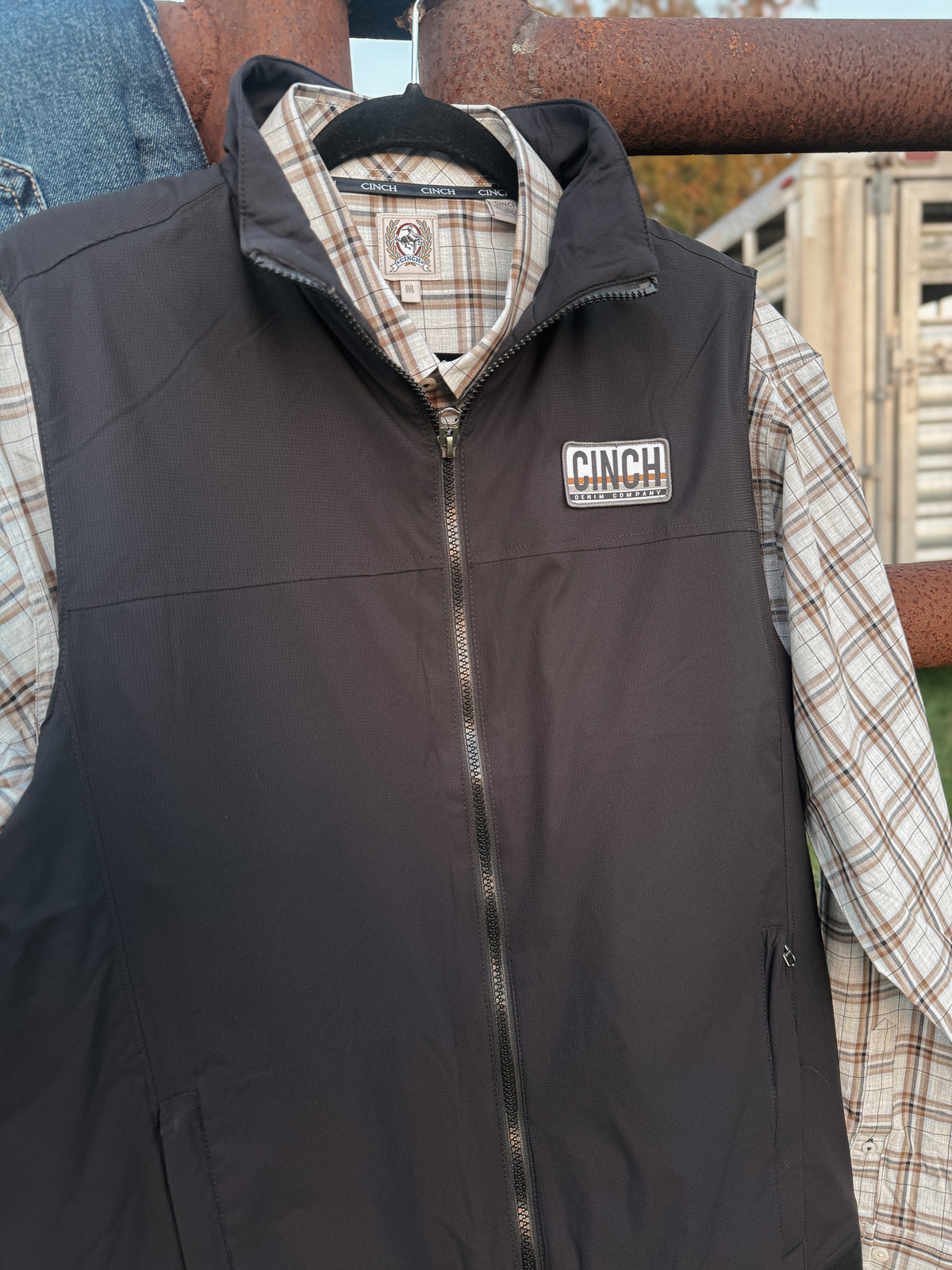 Cinch | Men's Black Lightweight Vest