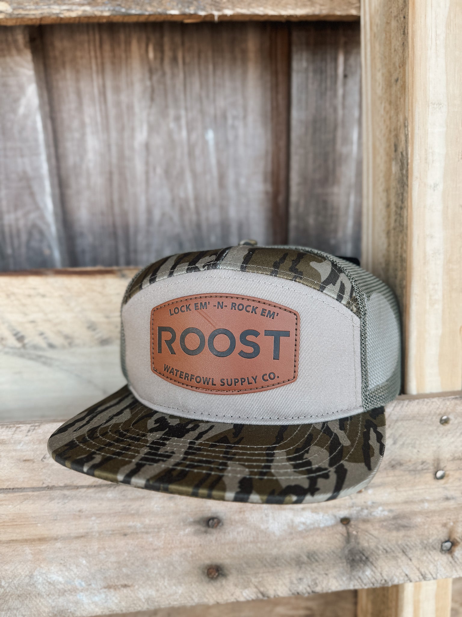 Roost 7 Panel Bottomland Cap