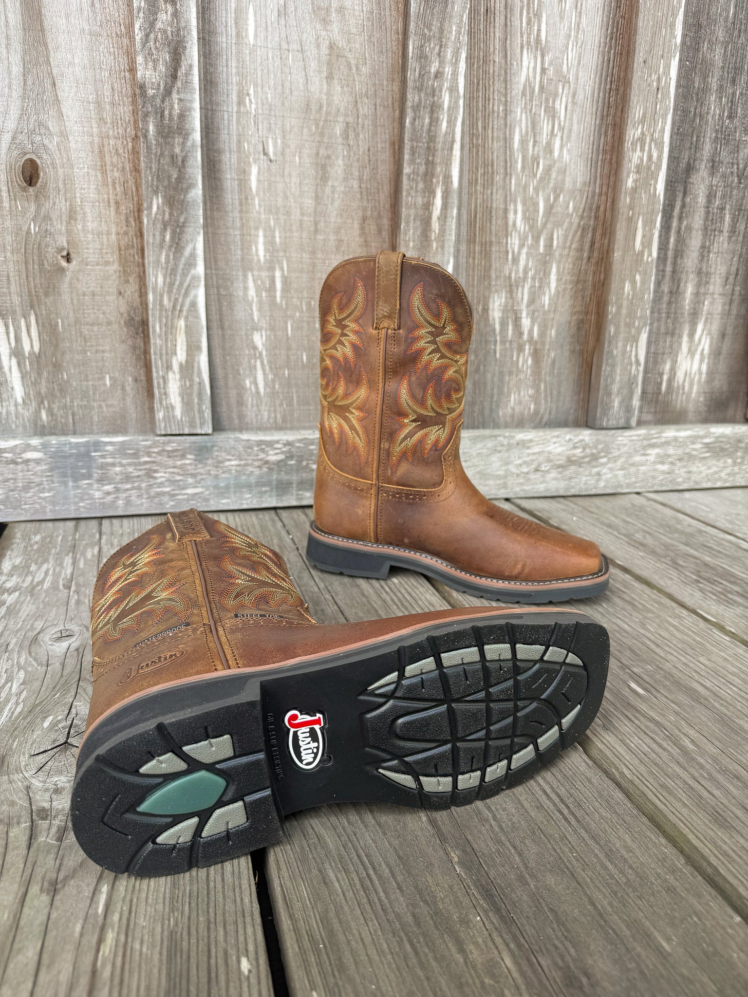 ダスティン・ジョンソン　サイン入りシューズ Men's Justin Driller Waterproof Square Steel Toe Work Boots – Boot