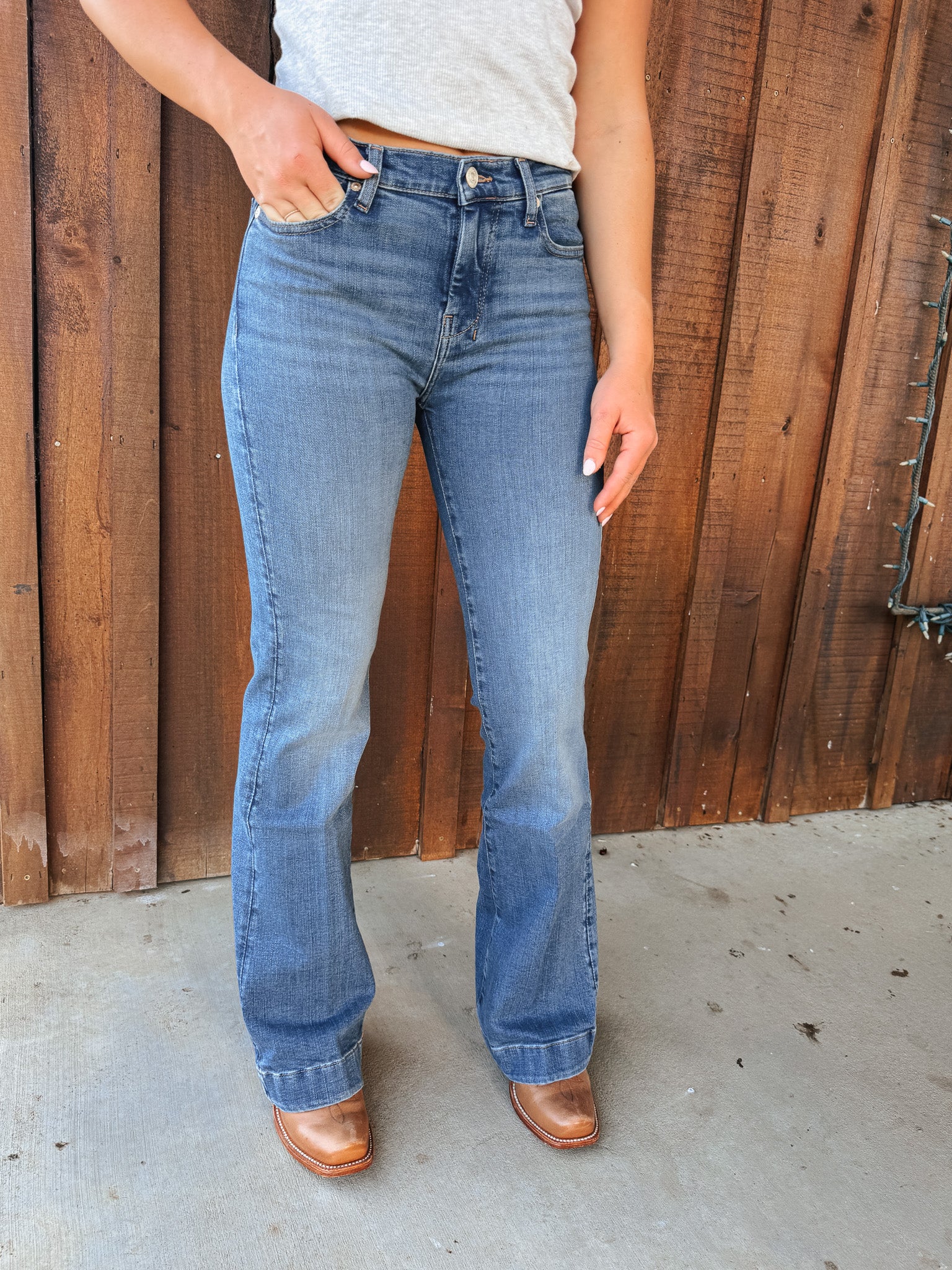 7 For All Mankind DOJO Slim Illusion Flare Jeans | Retro Fade | 32