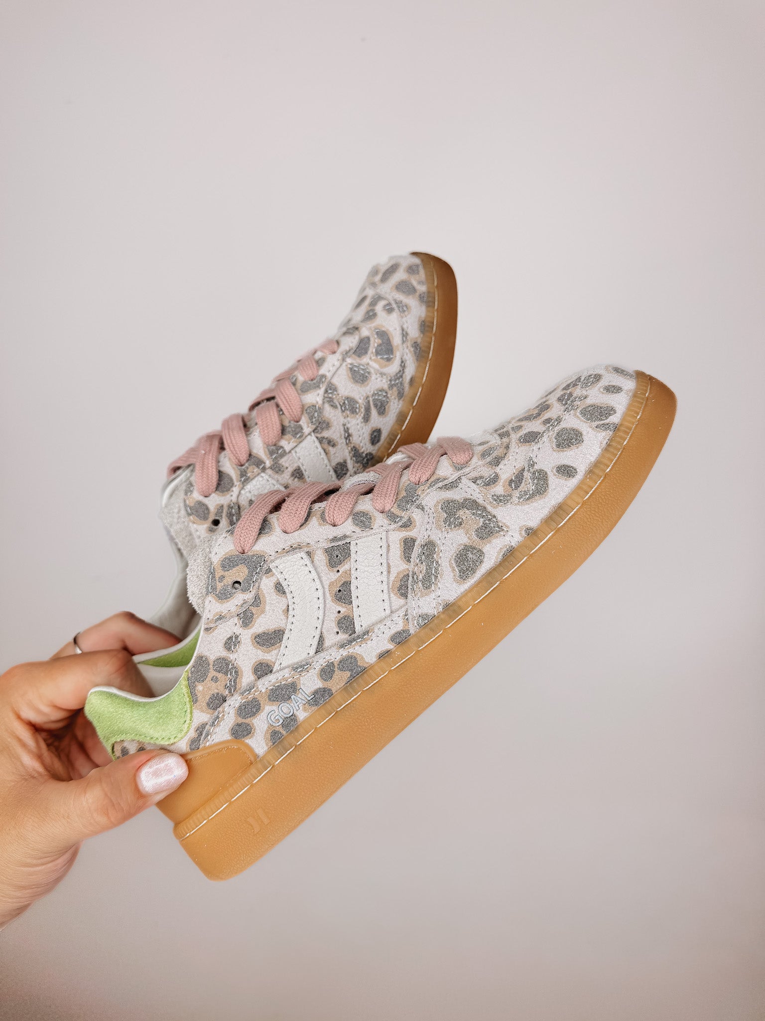 Coolway Women's Goal Sneakers | Light Leo