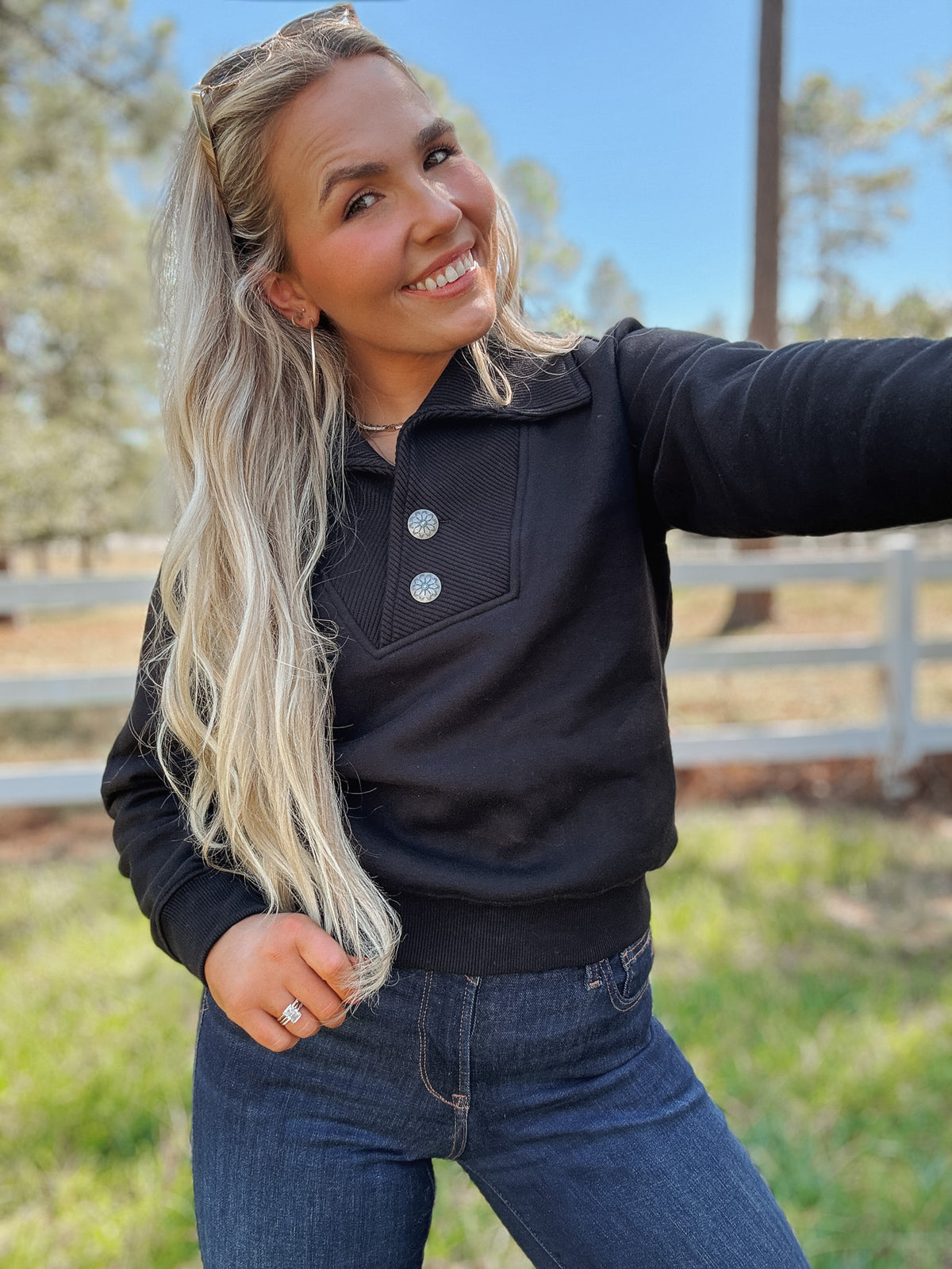 Ariat | Butler Pullover in Black