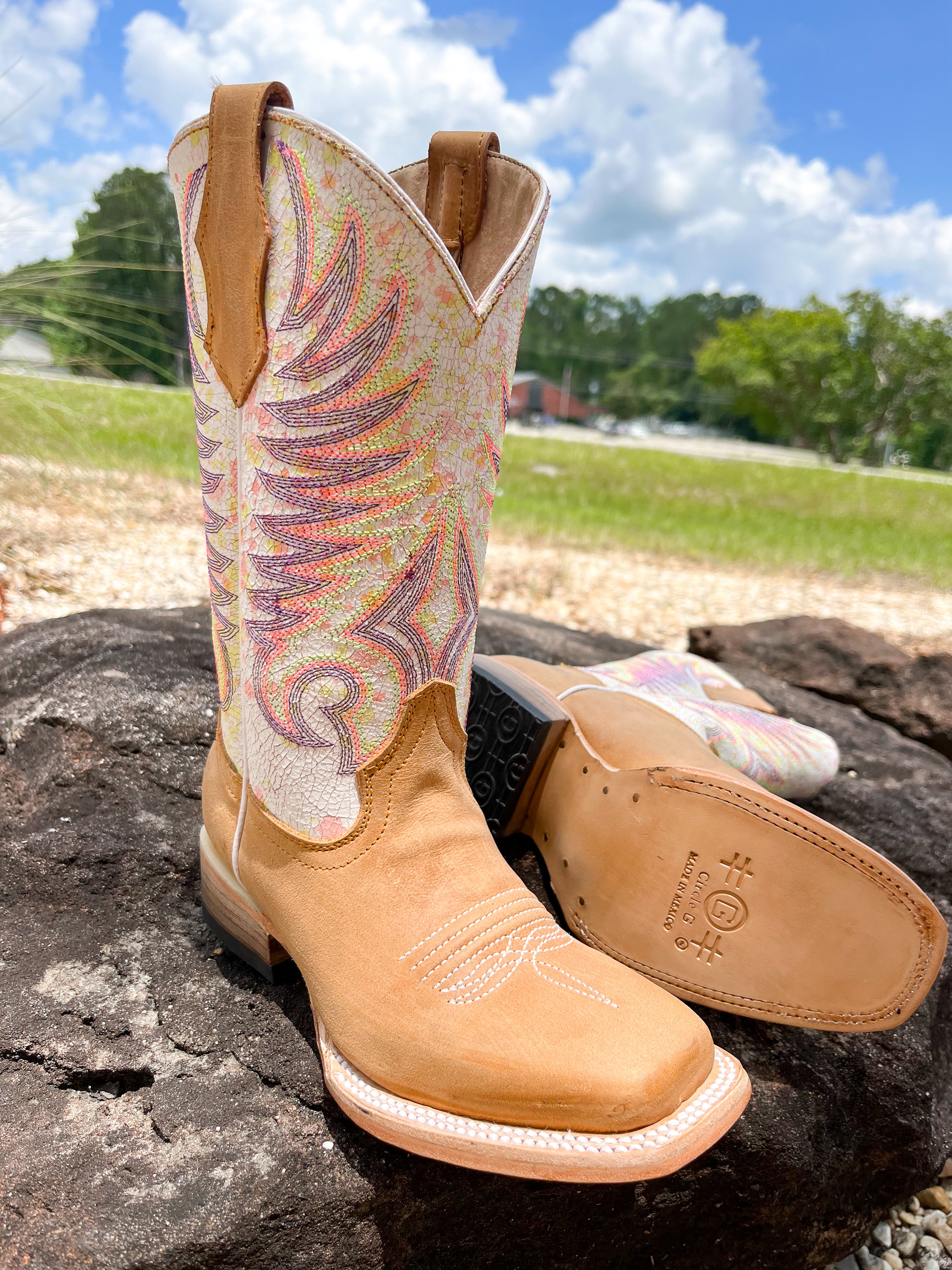 Youth Circle G Tan White Embroidery Square Toe Boots