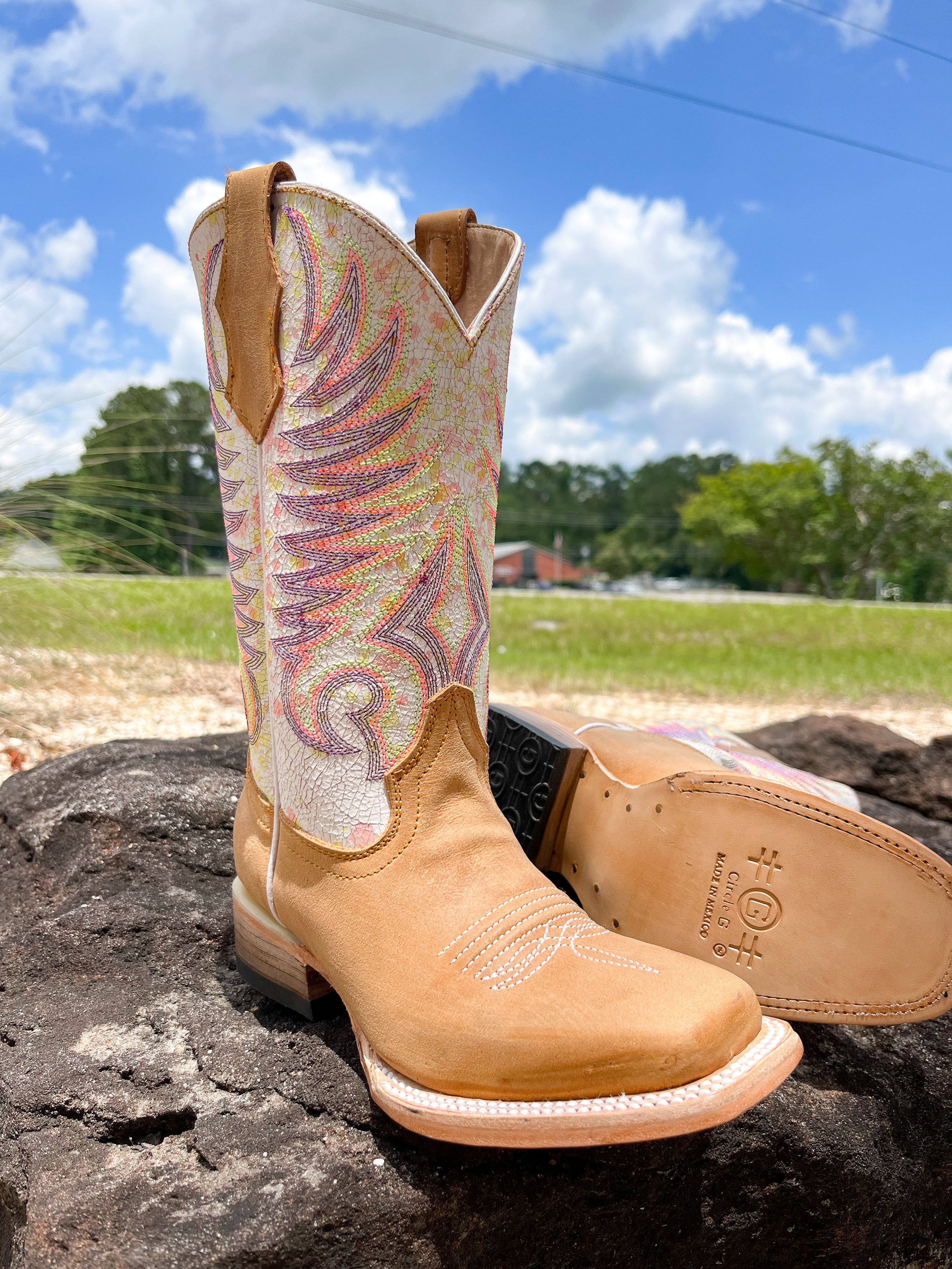 Youth Circle G Tan White Embroidery Square Toe Boots