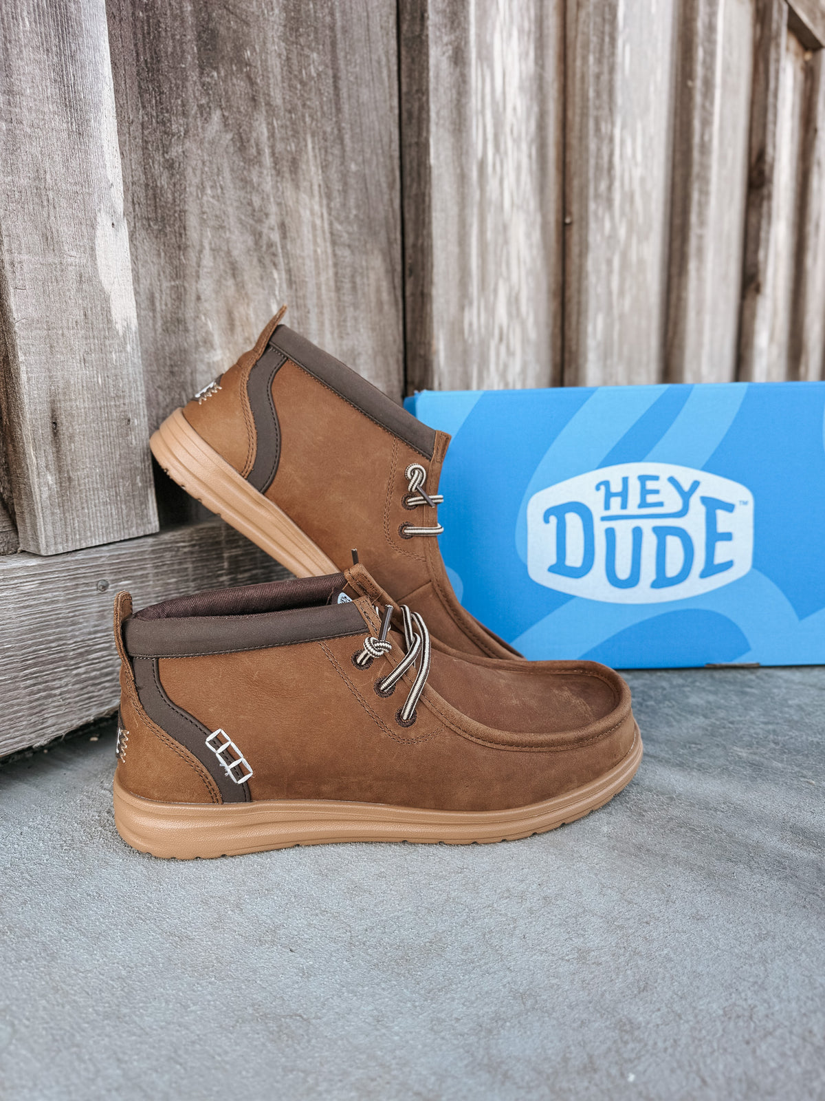 Hey Dude | Men's Wally Mid GripR Full Grain Leather