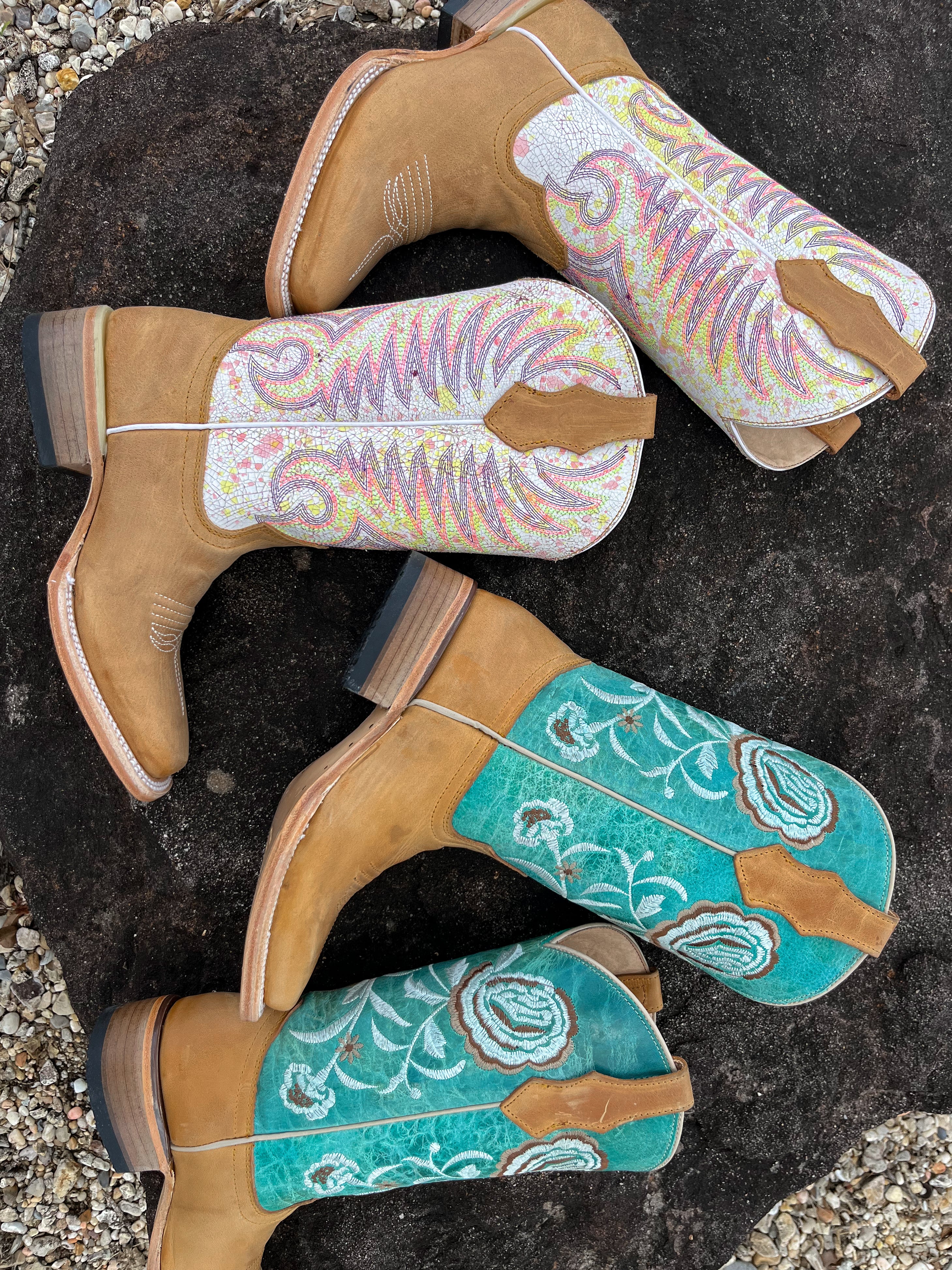 Youth Circle G Tan White Embroidery Square Toe Boots