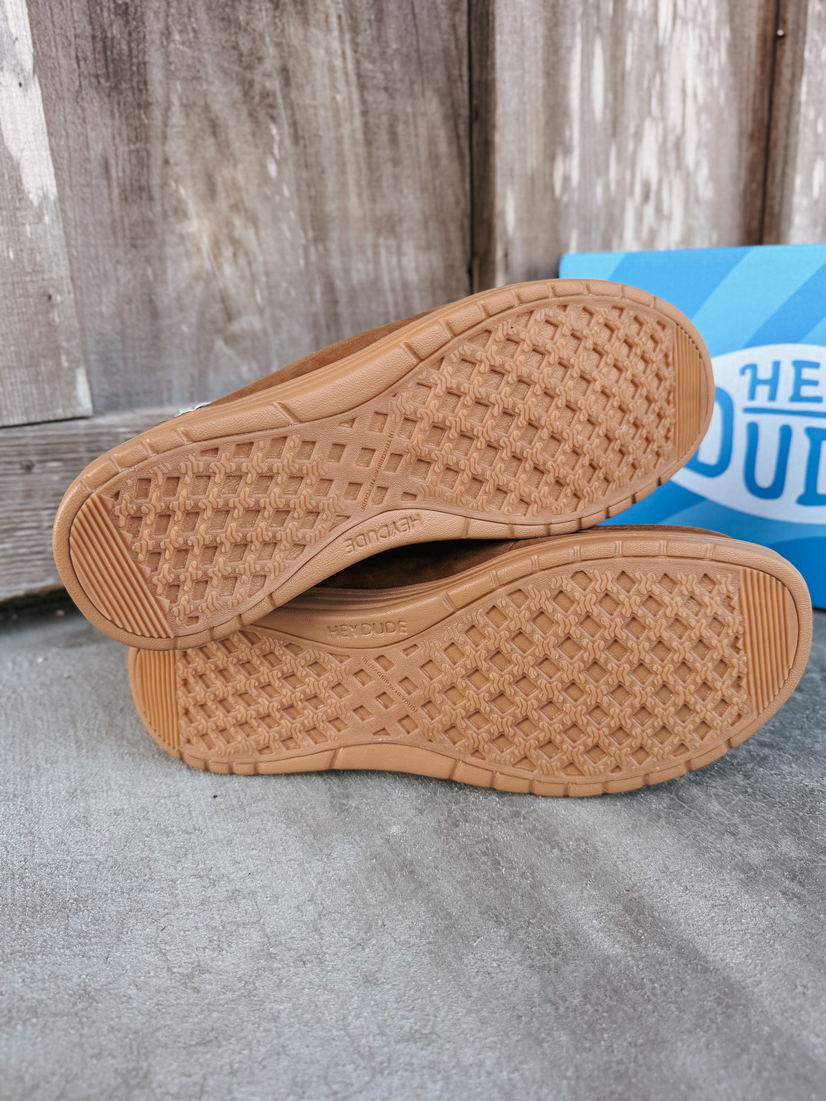 Hey Dude | Men's Wally Mid GripR Full Grain Leather