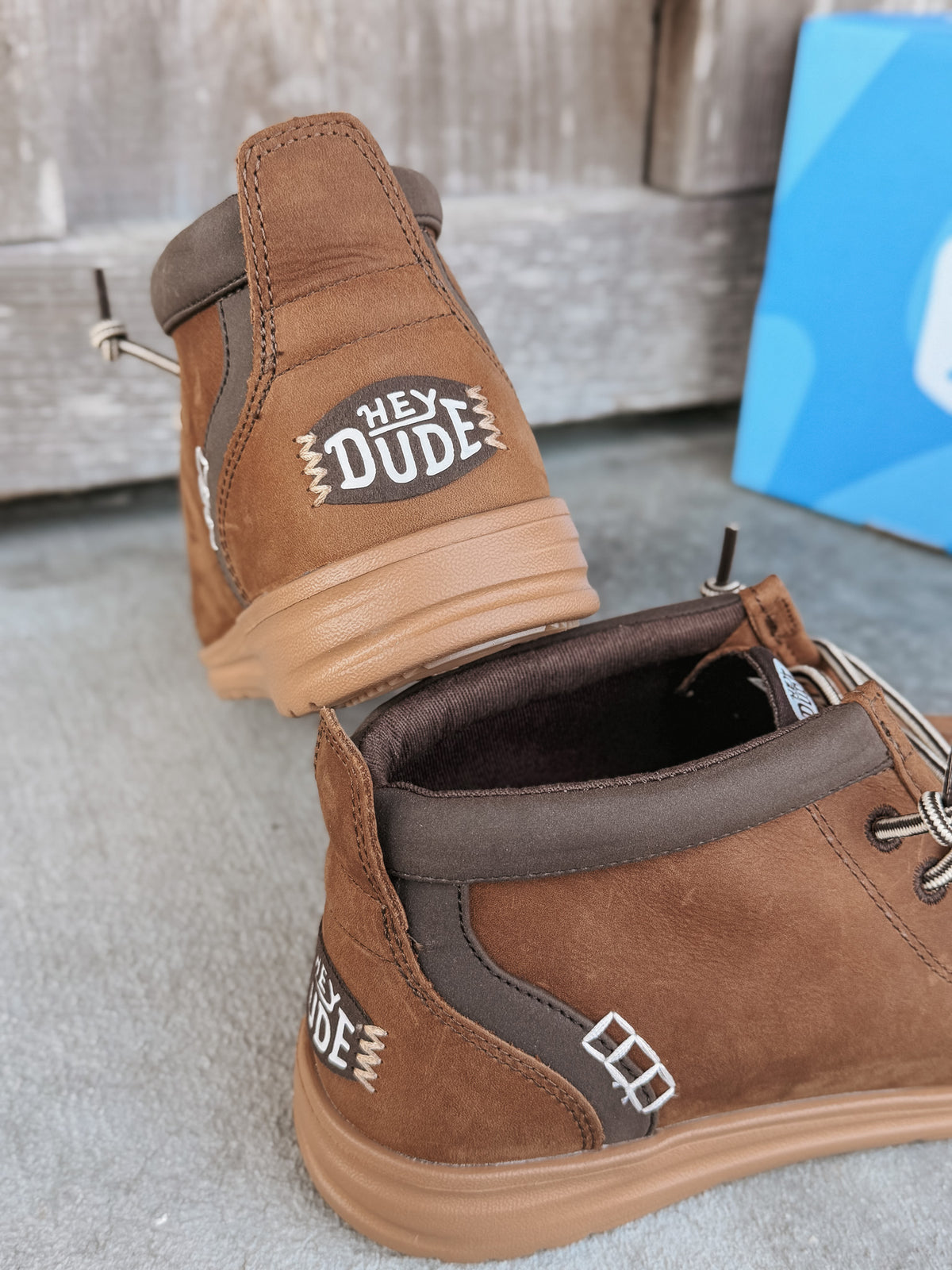 Hey Dude | Men's Wally Mid GripR Full Grain Leather
