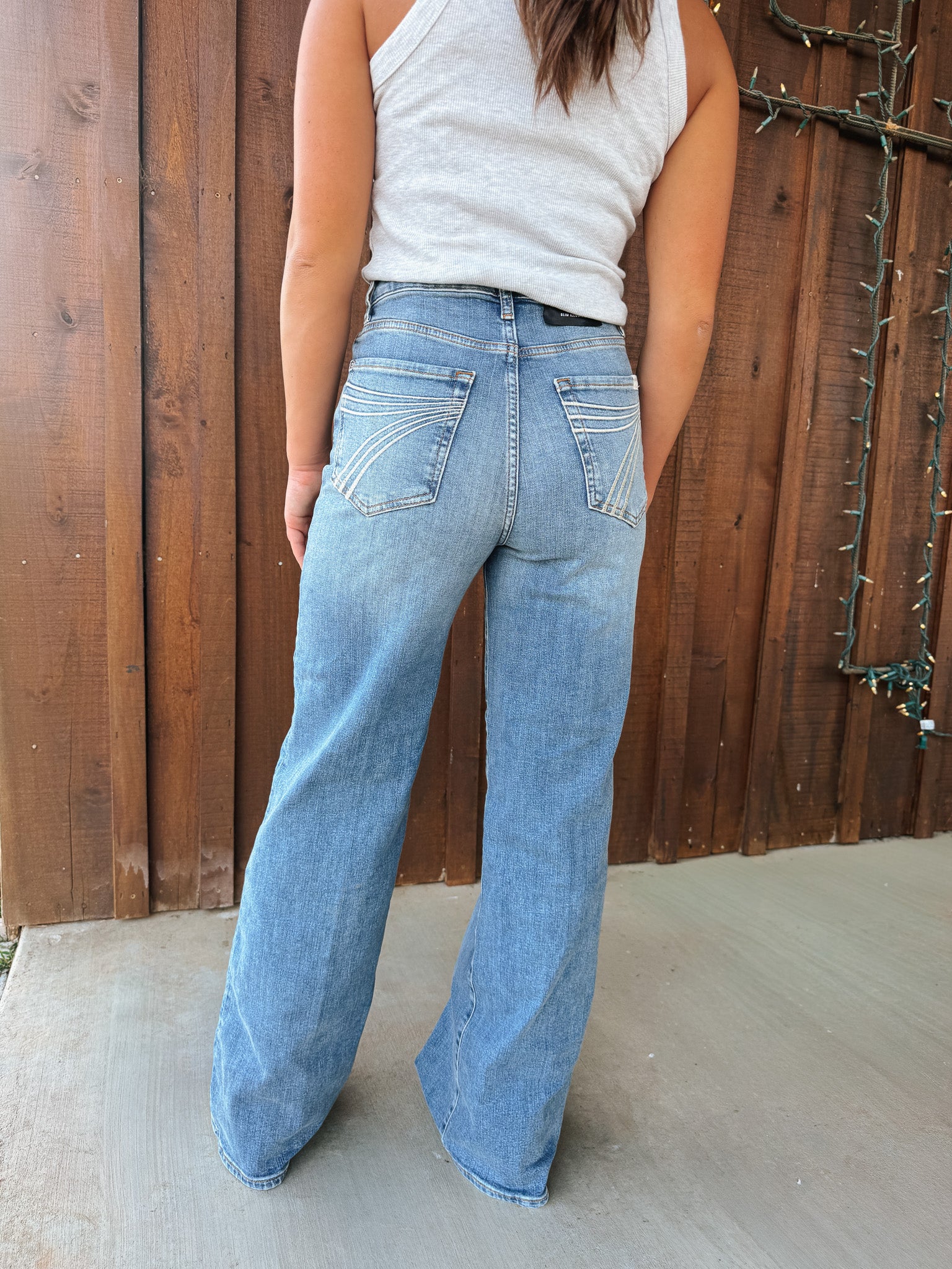 7 For All Mankind Ultra High Rise Jo Wide Leg Stretch Jeans | 32"