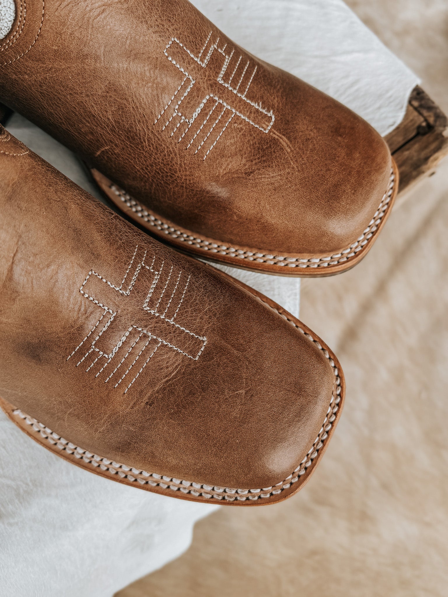 Tin Haul Men's Church Cross Western Boots
