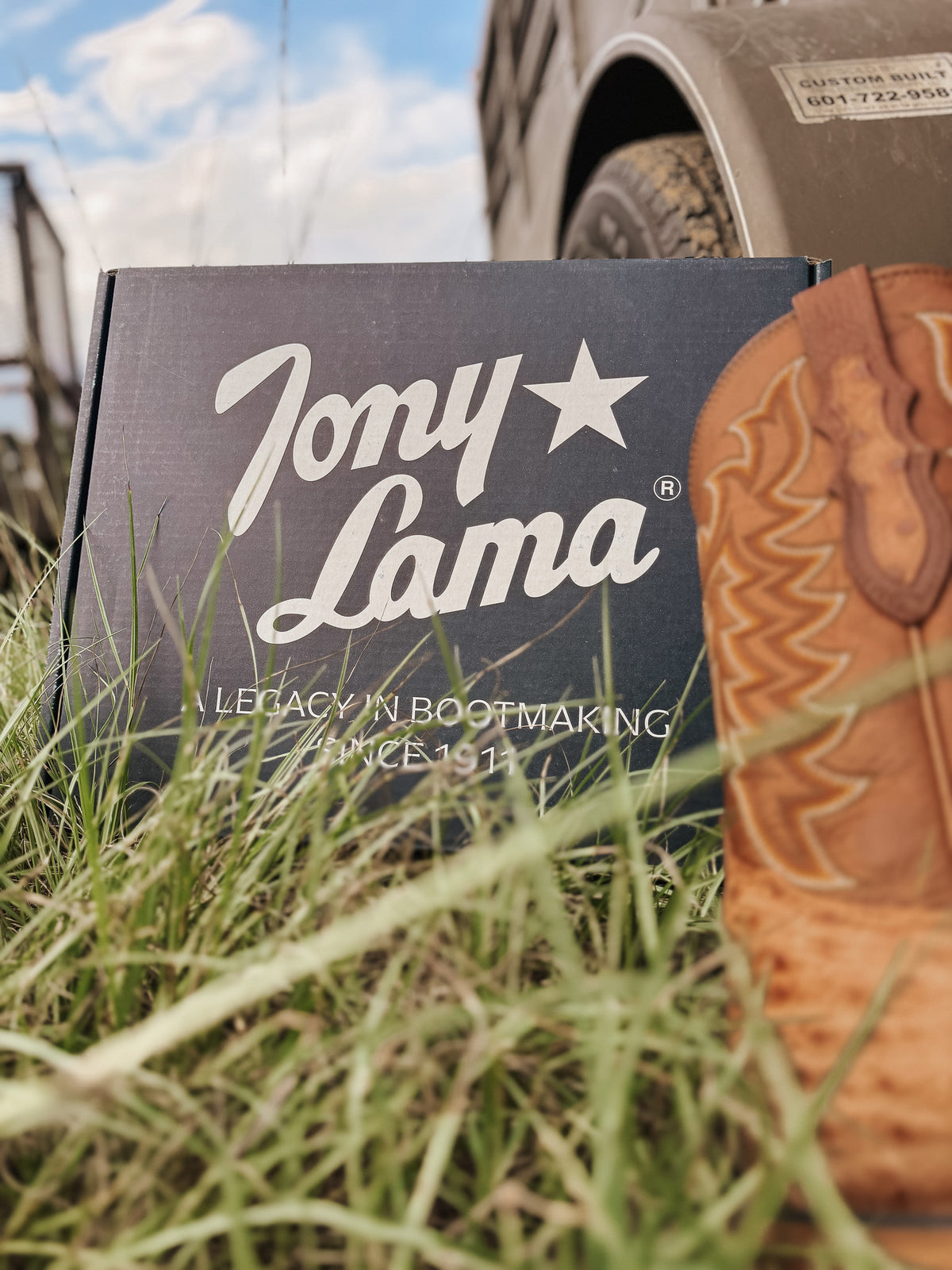 Men's Tony Lama 11" Juan Full Quill Brandy Ostrich Boots