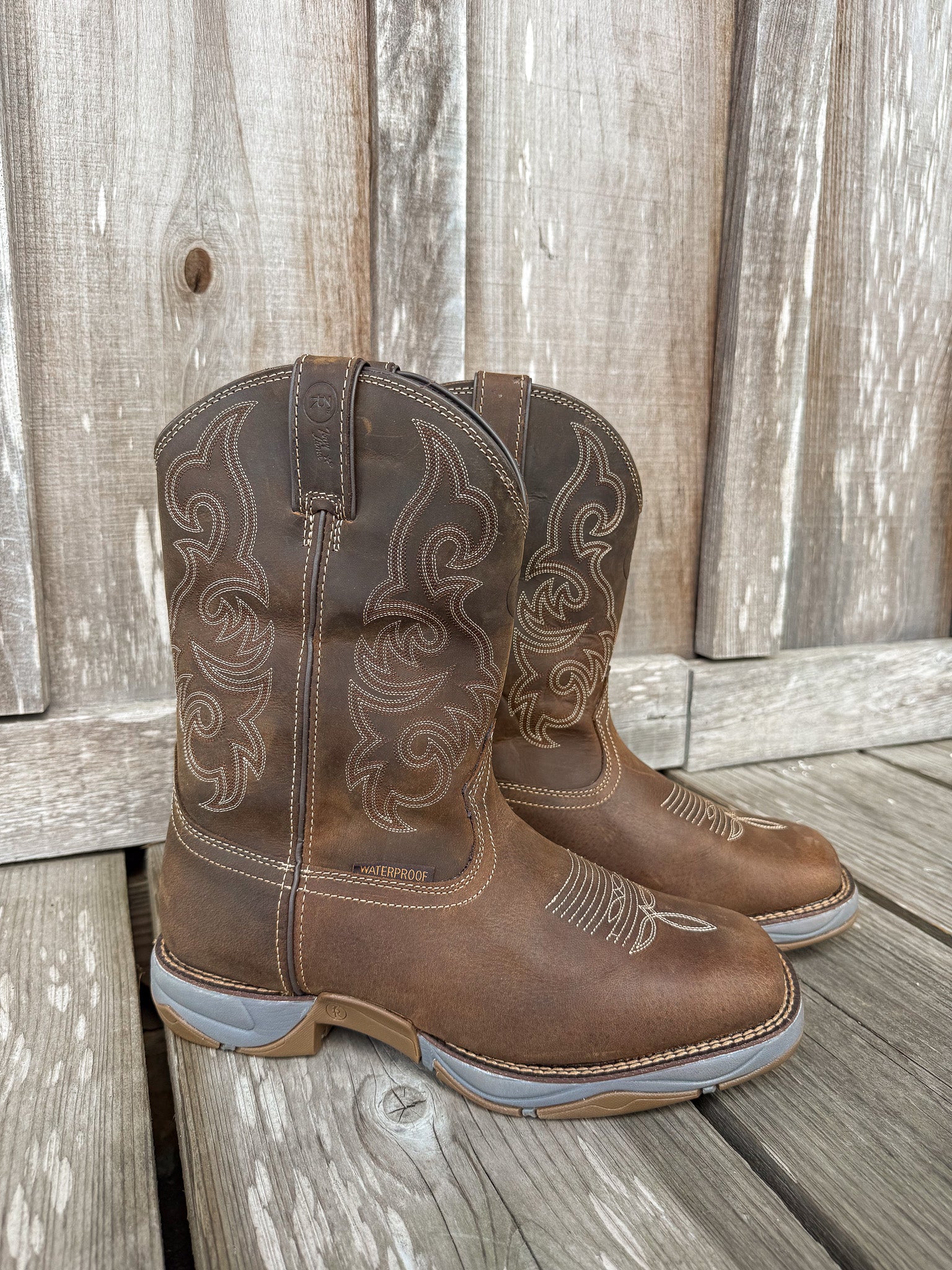 BOTAS DE TRABAJO IMPERMEABLES TONY LAMA JUNCTION PARA HOMBRE 