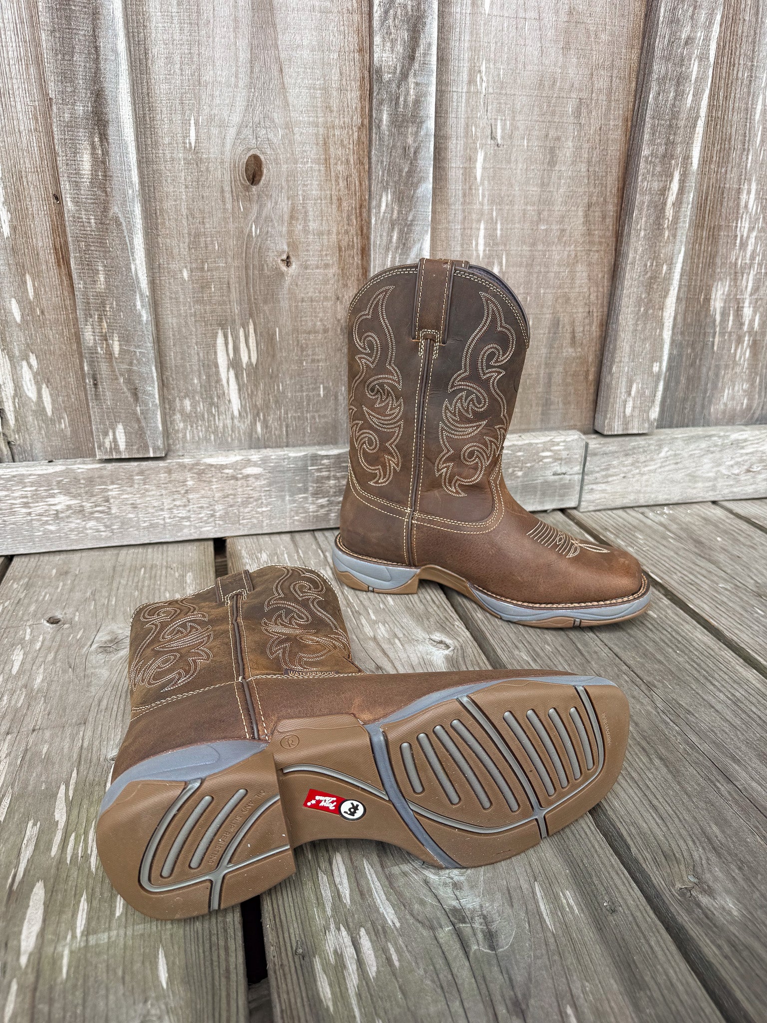 BOTAS DE TRABAJO IMPERMEABLES TONY LAMA JUNCTION PARA HOMBRE 