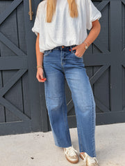 The Lynn Cropped Contrast Barrel Jeans