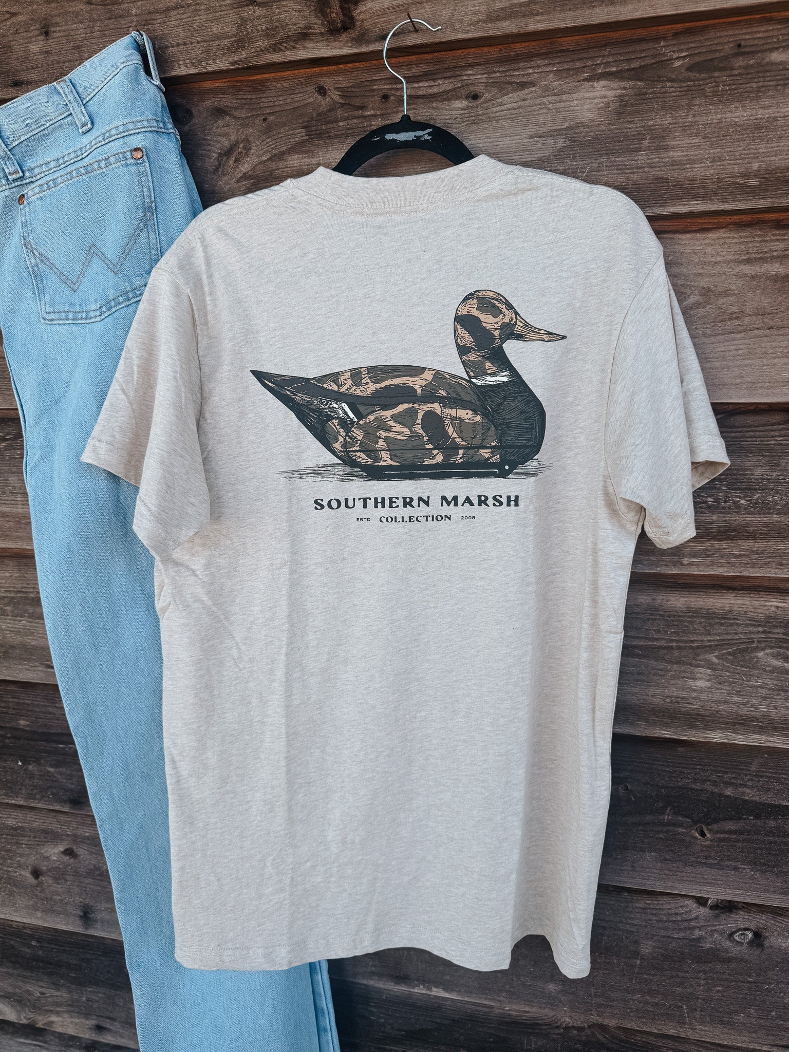 Men's Southern Marsh Vintage Duck Decoy Camo T-Shirt in Washed Oatmeal