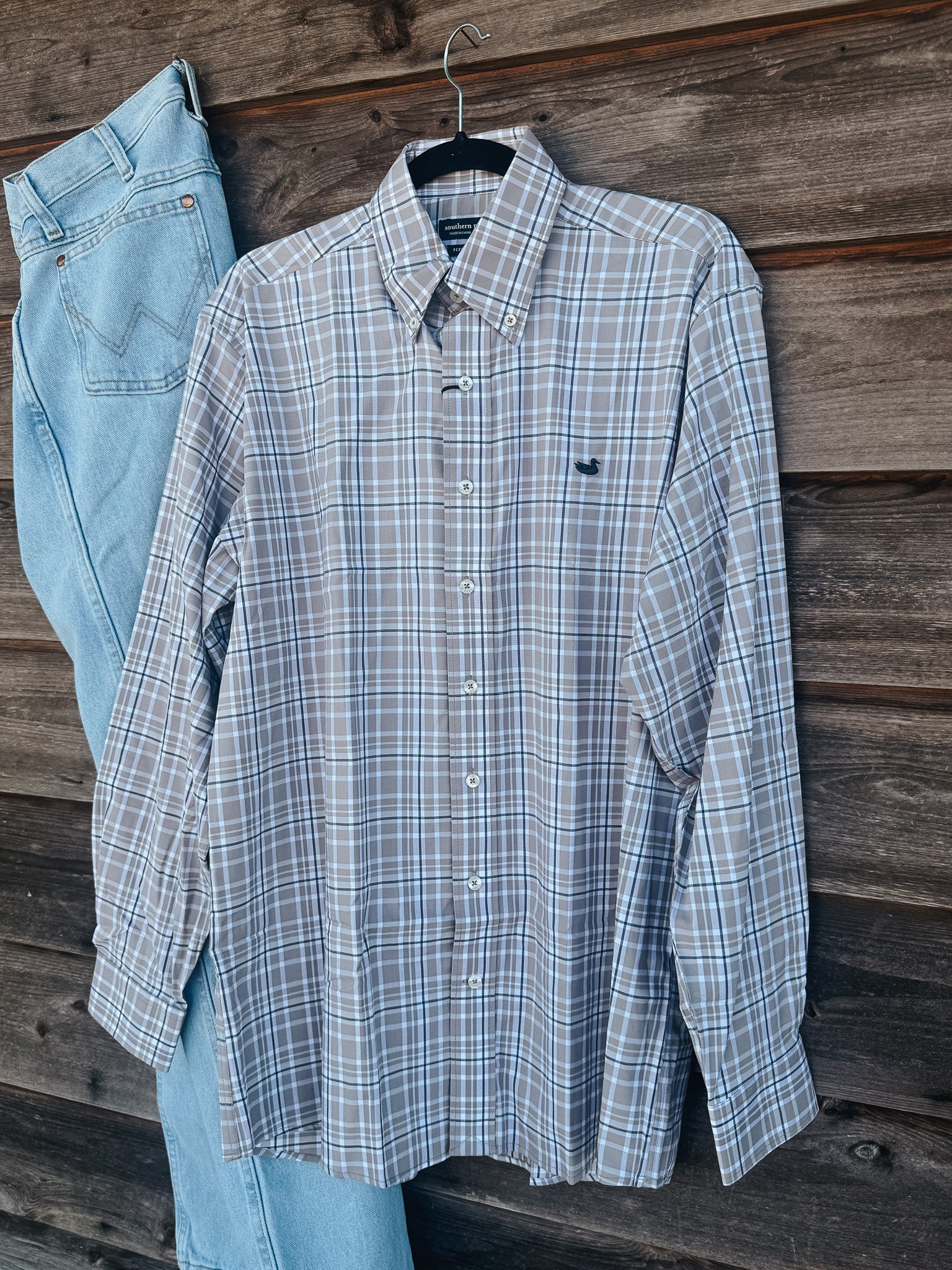 Men's Southern Marsh Grainger Performance Plaid Dress Shirt in Burnt Taupe Navy