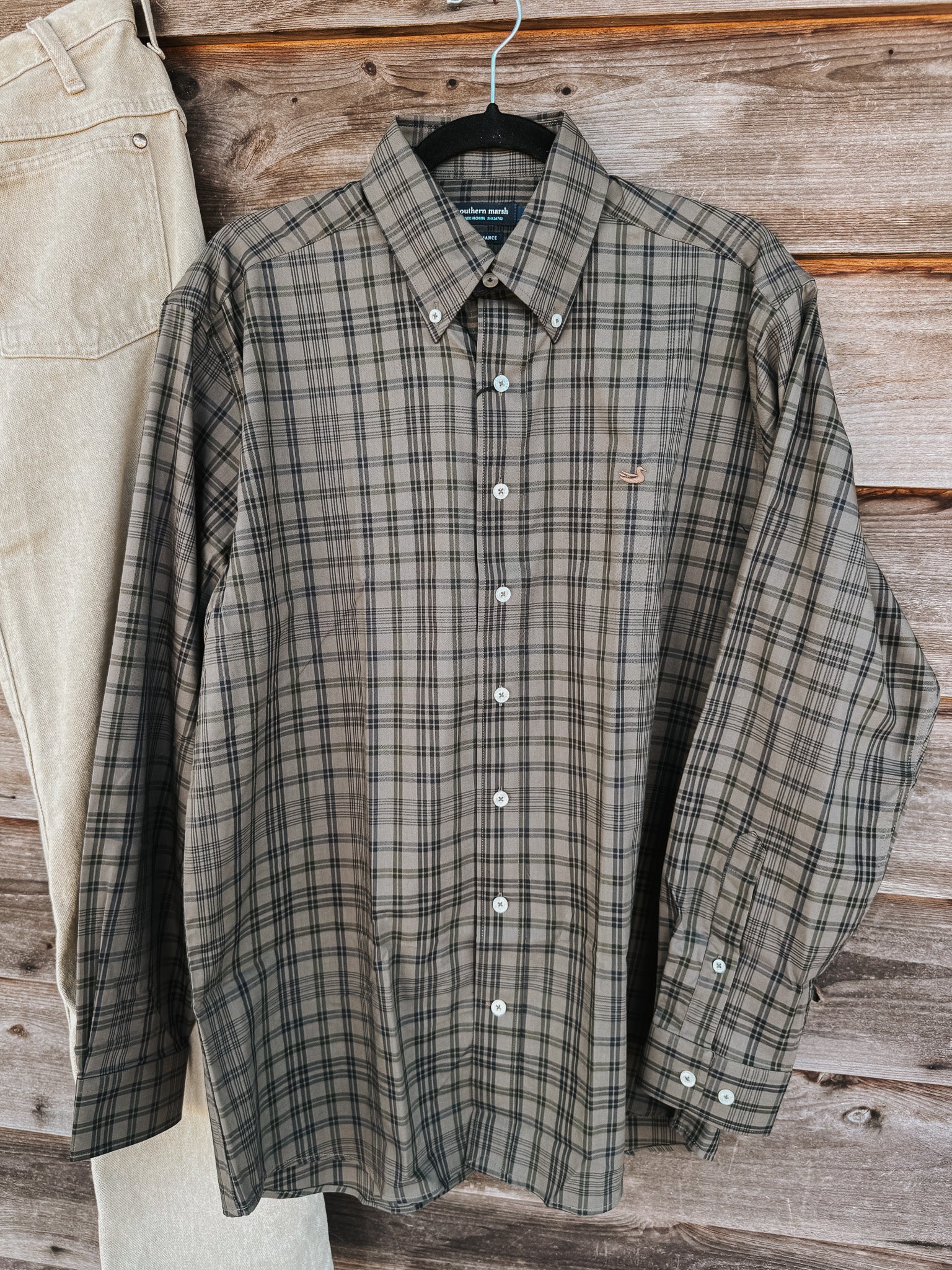 Men's Southern Marsh Barnstable Lines Performance Dress Shirt in Stone Brown