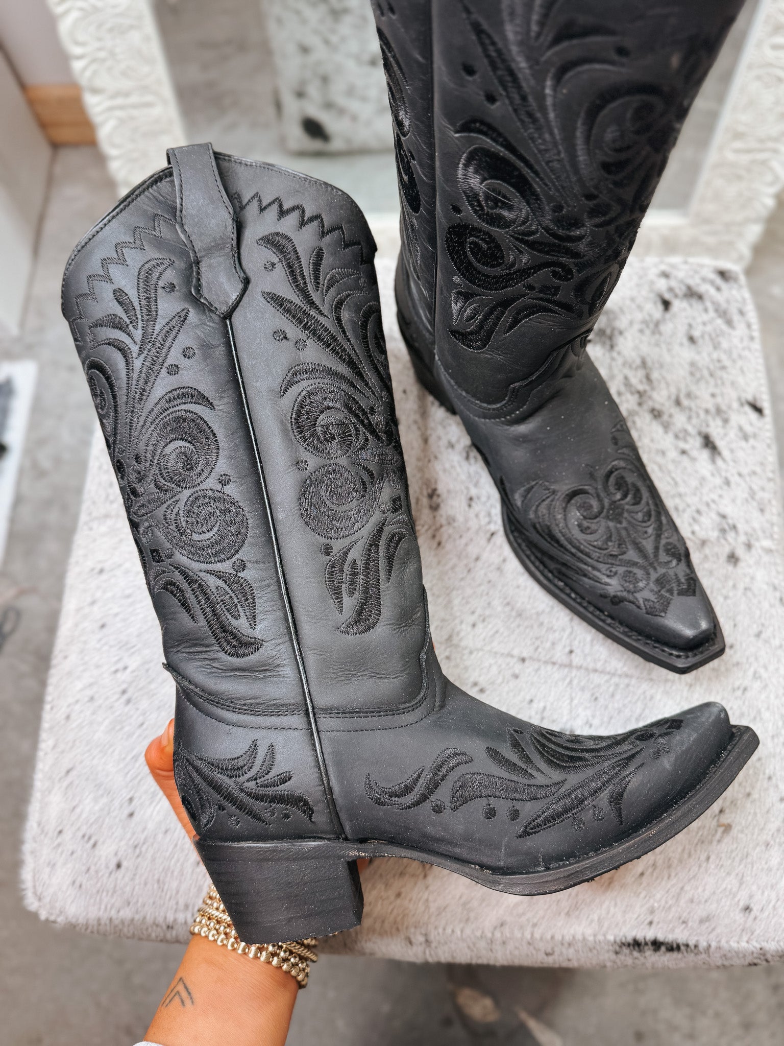 Women's Circle G Black Floral Snip Toe Boot