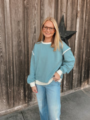 Outline It Sweatshirt in Blue