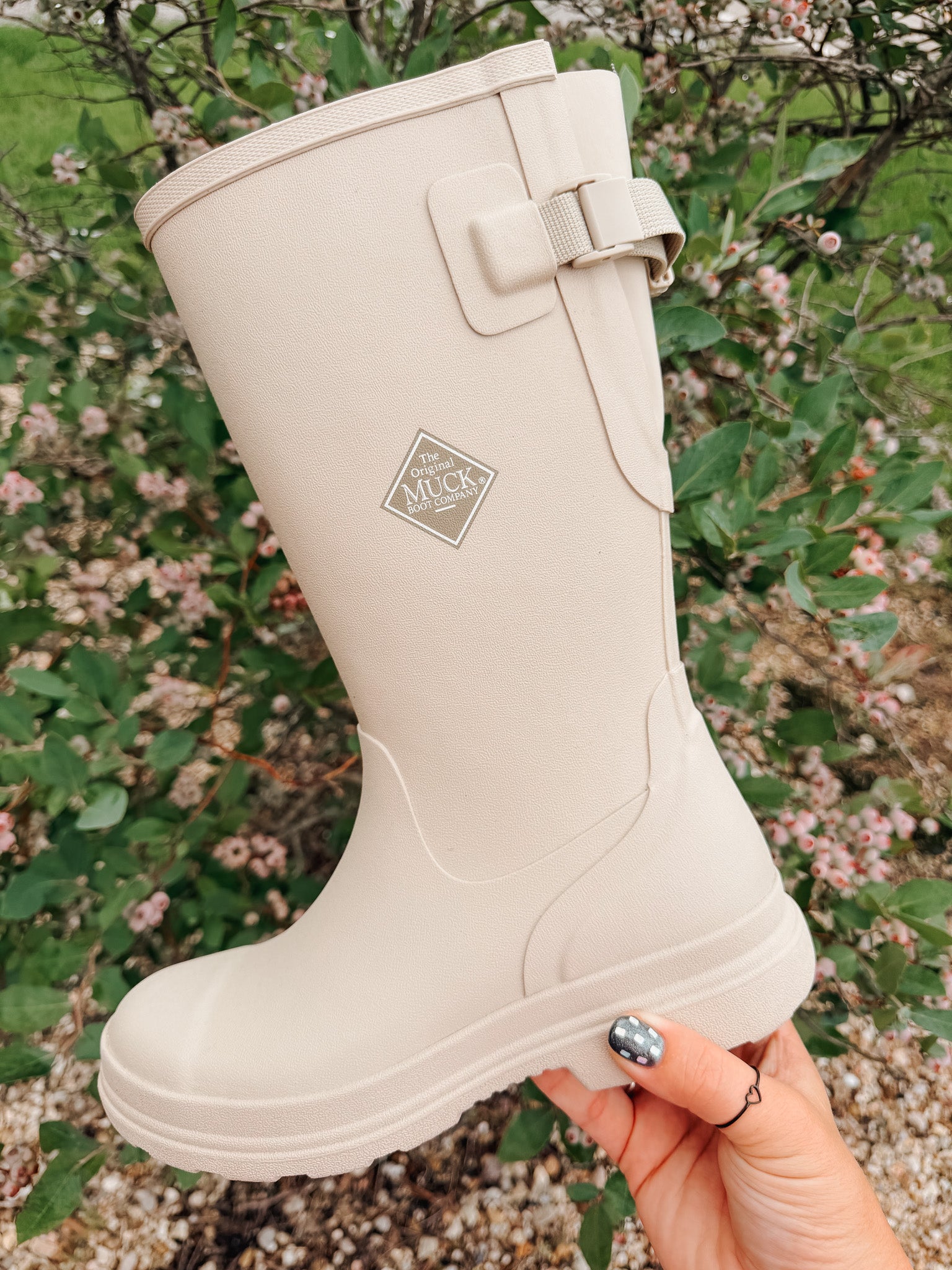 Muck Rainscape Women's 12" Adjustable Rain Boot