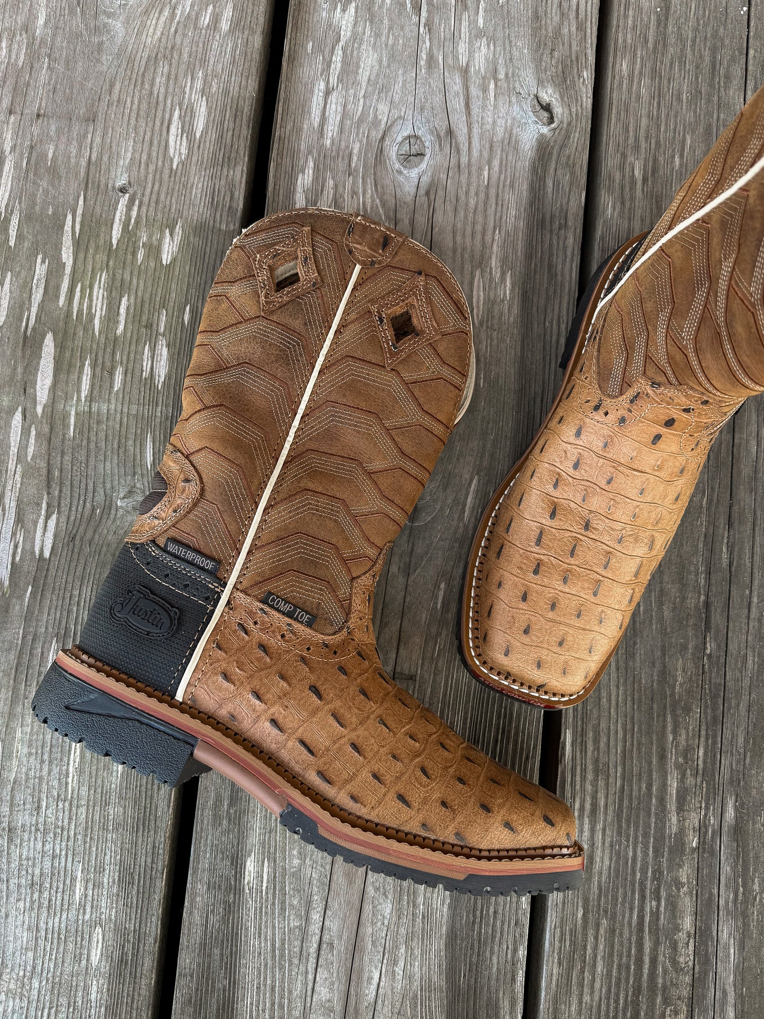 MEN'S JUSTIN CROC PRINT DERRICKMAN COMPOSITE TOE WATERPROOF BOOTS
