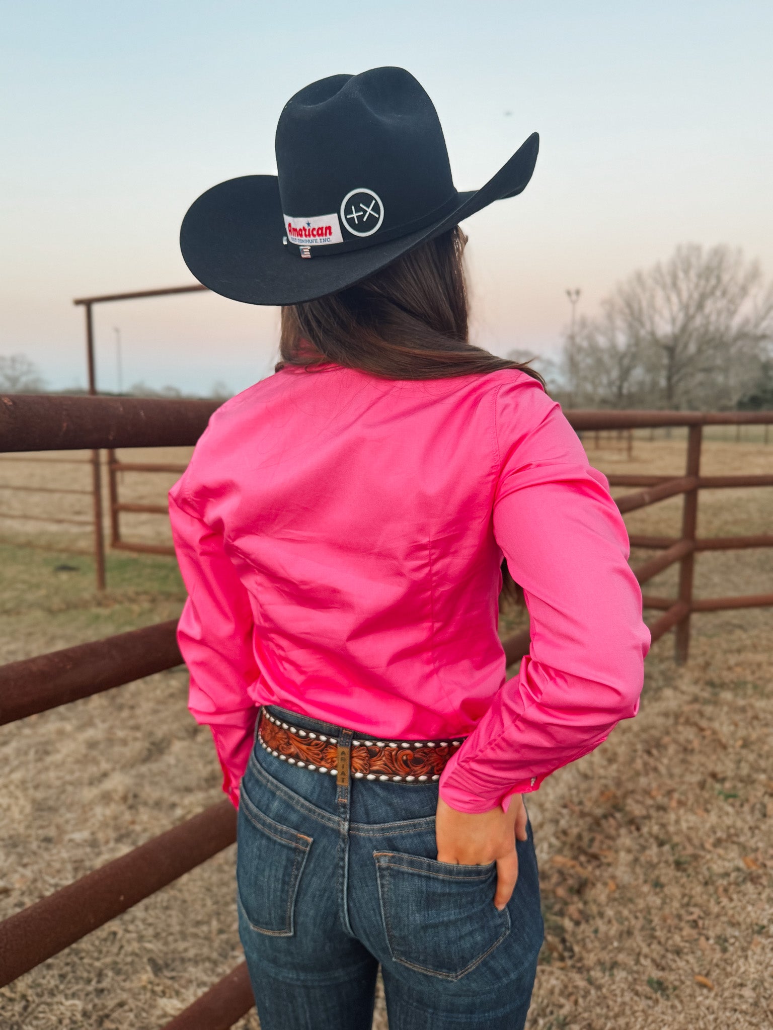 Cinch Women's Long Sleeve Button Down in Solid Pink