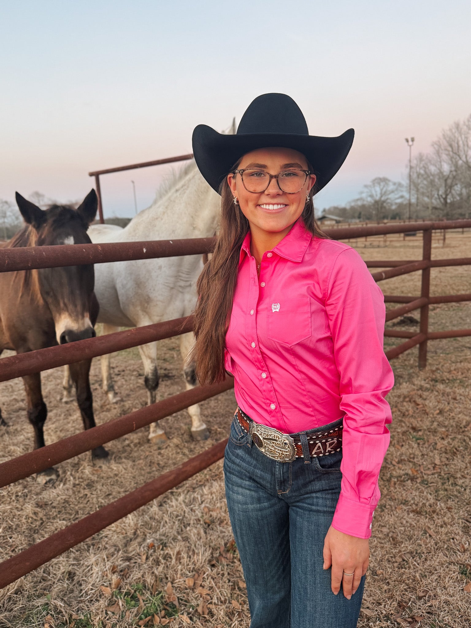 Cinch Women's Long Sleeve Button Down in Solid Pink
